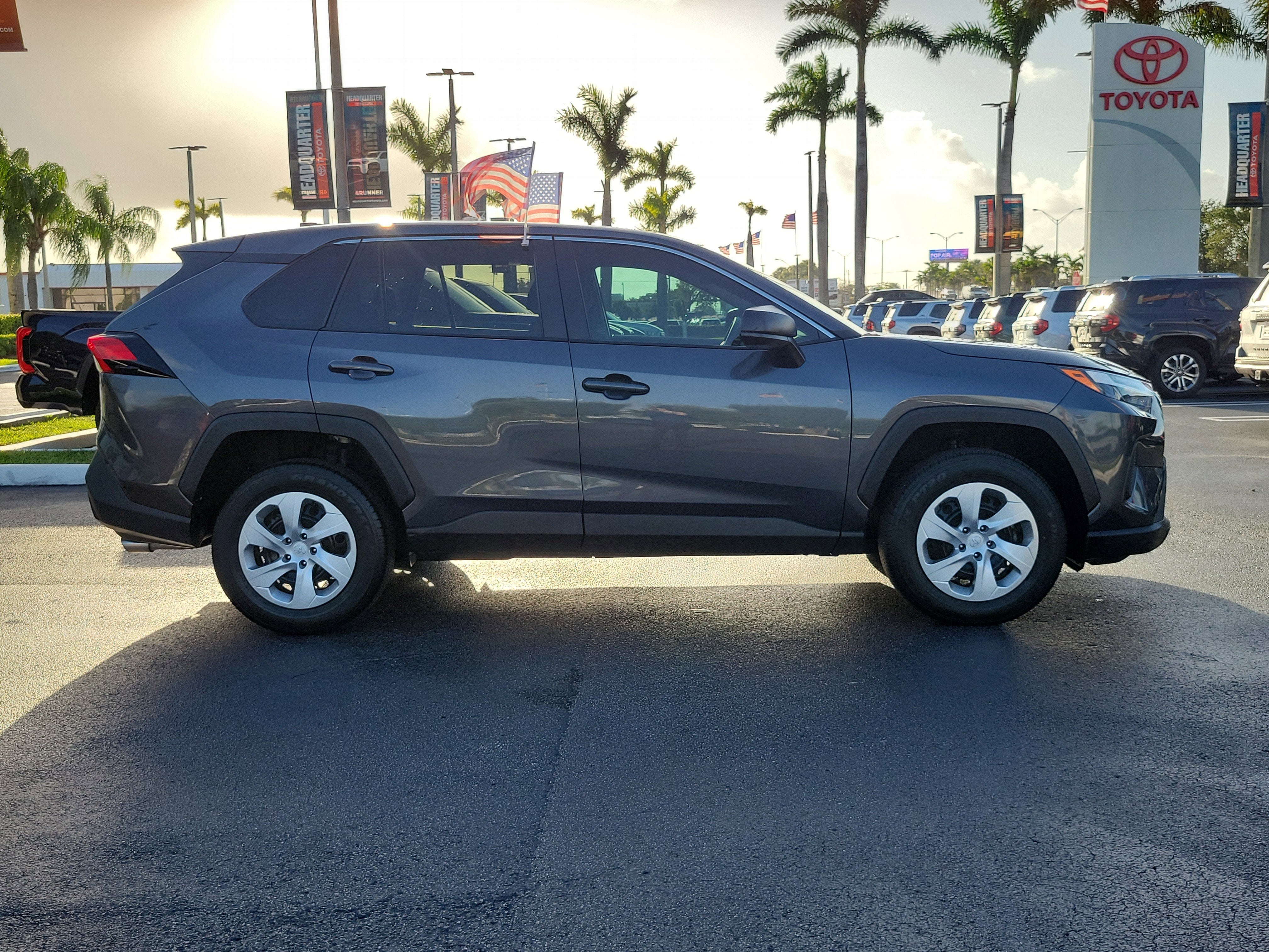 2024 Toyota RAV4 LE