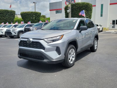2024 Toyota RAV4 LE