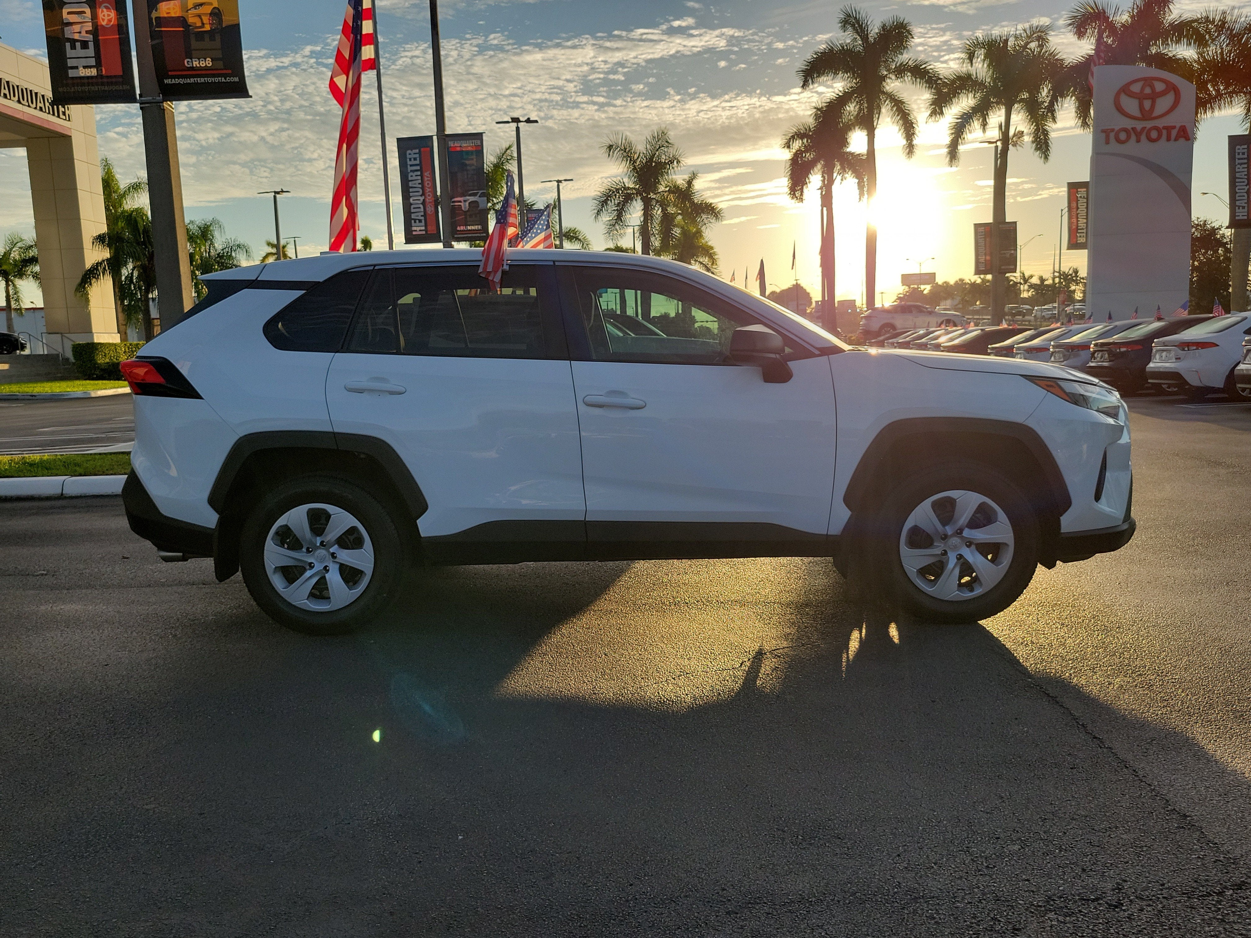 2024 Toyota RAV4 LE