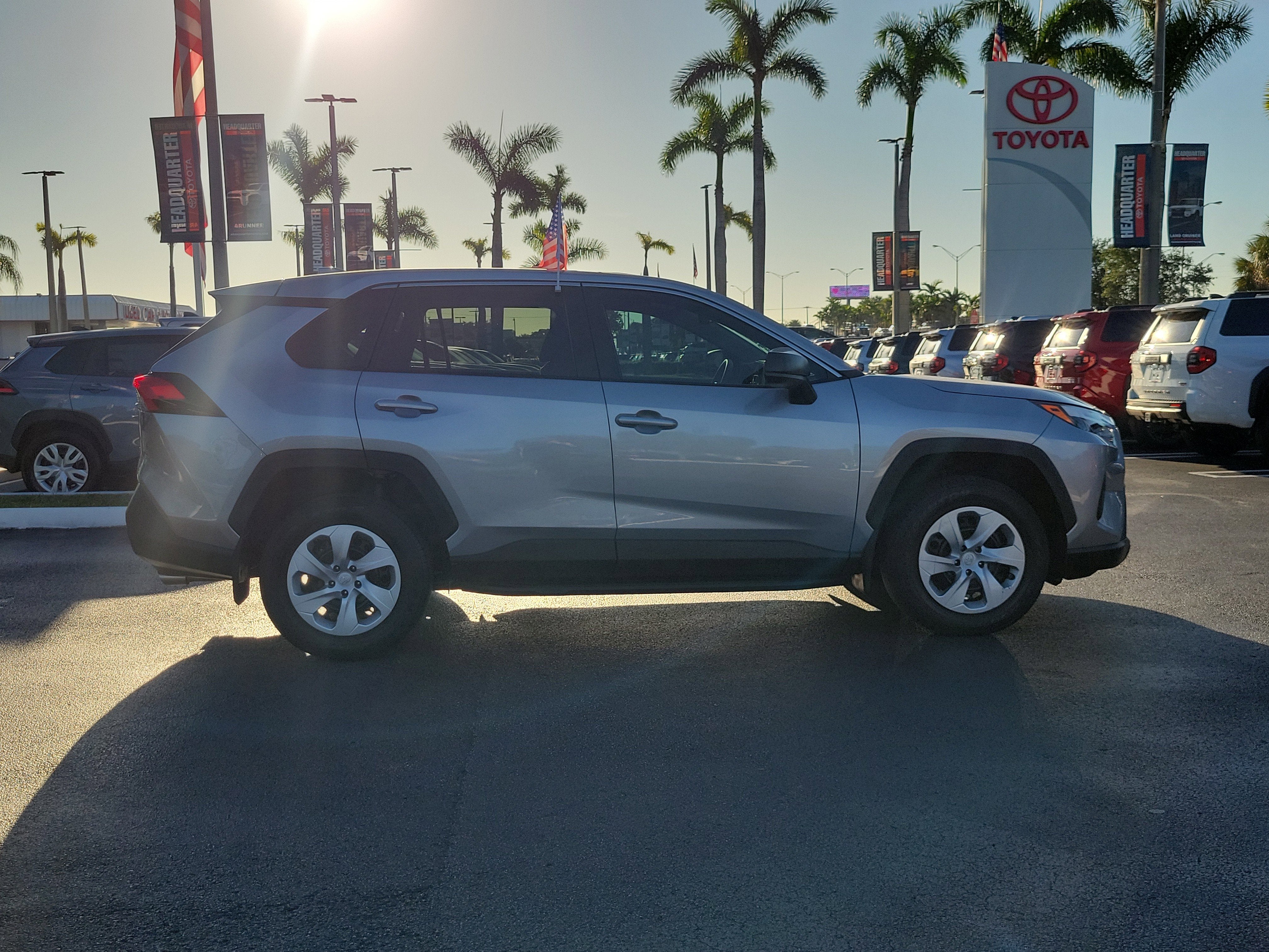 2024 Toyota RAV4 LE
