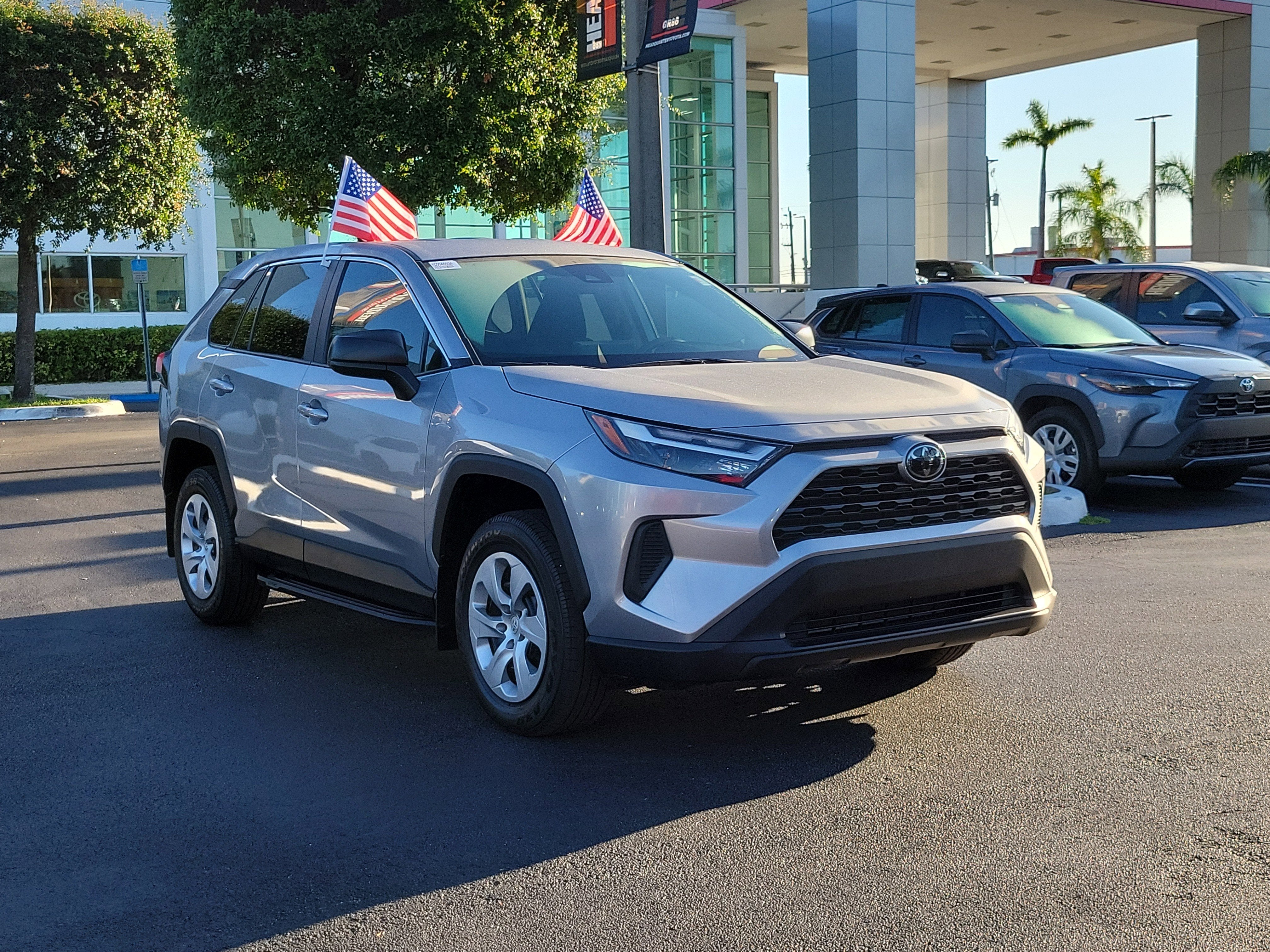 2024 Toyota RAV4 LE