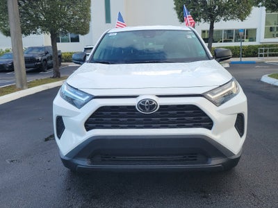 2024 Toyota RAV4 LE