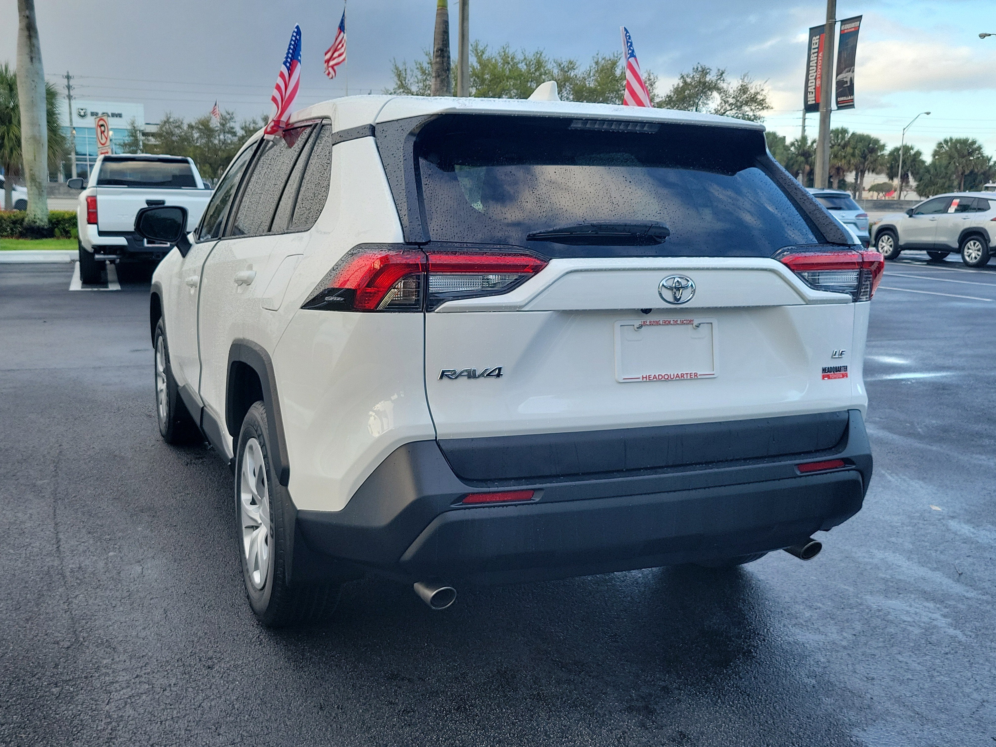 2024 Toyota RAV4 LE