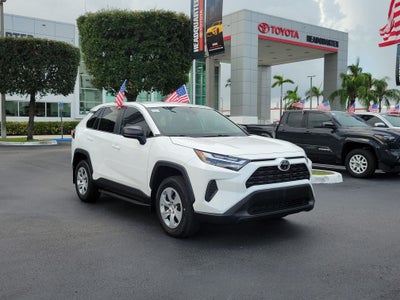 2024 Toyota RAV4 LE