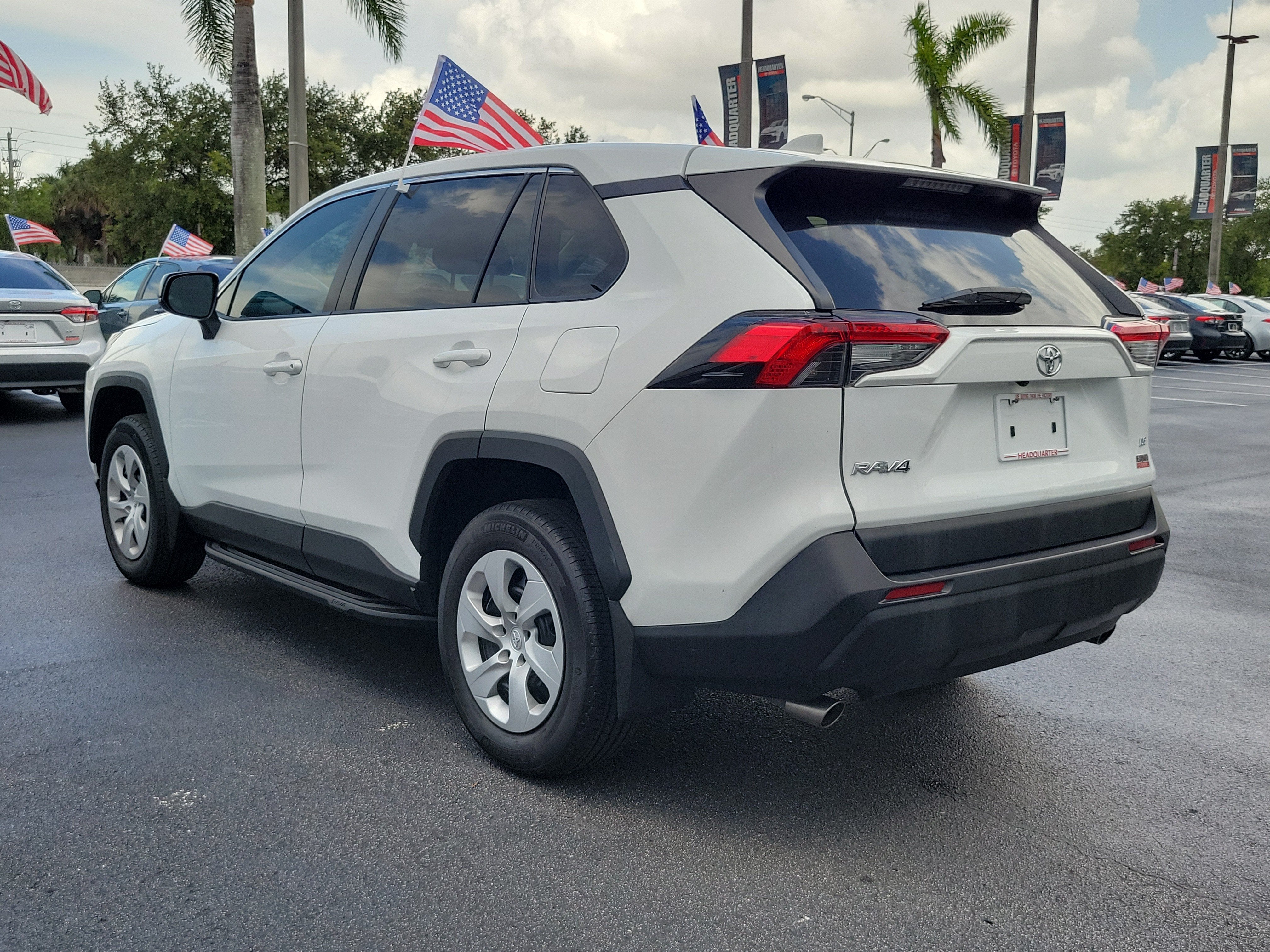 2024 Toyota RAV4 LE
