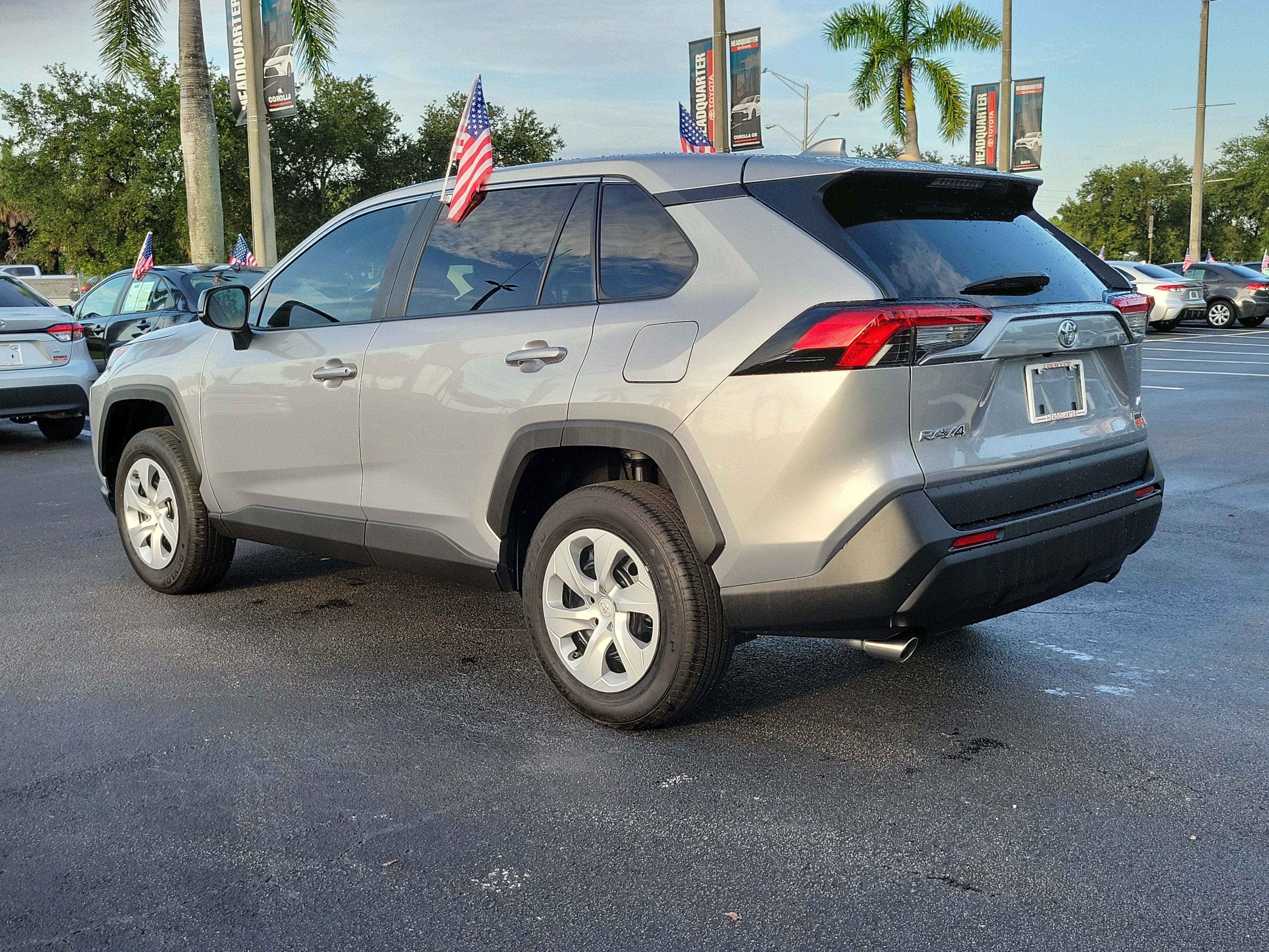 2025 Toyota RAV4 LE