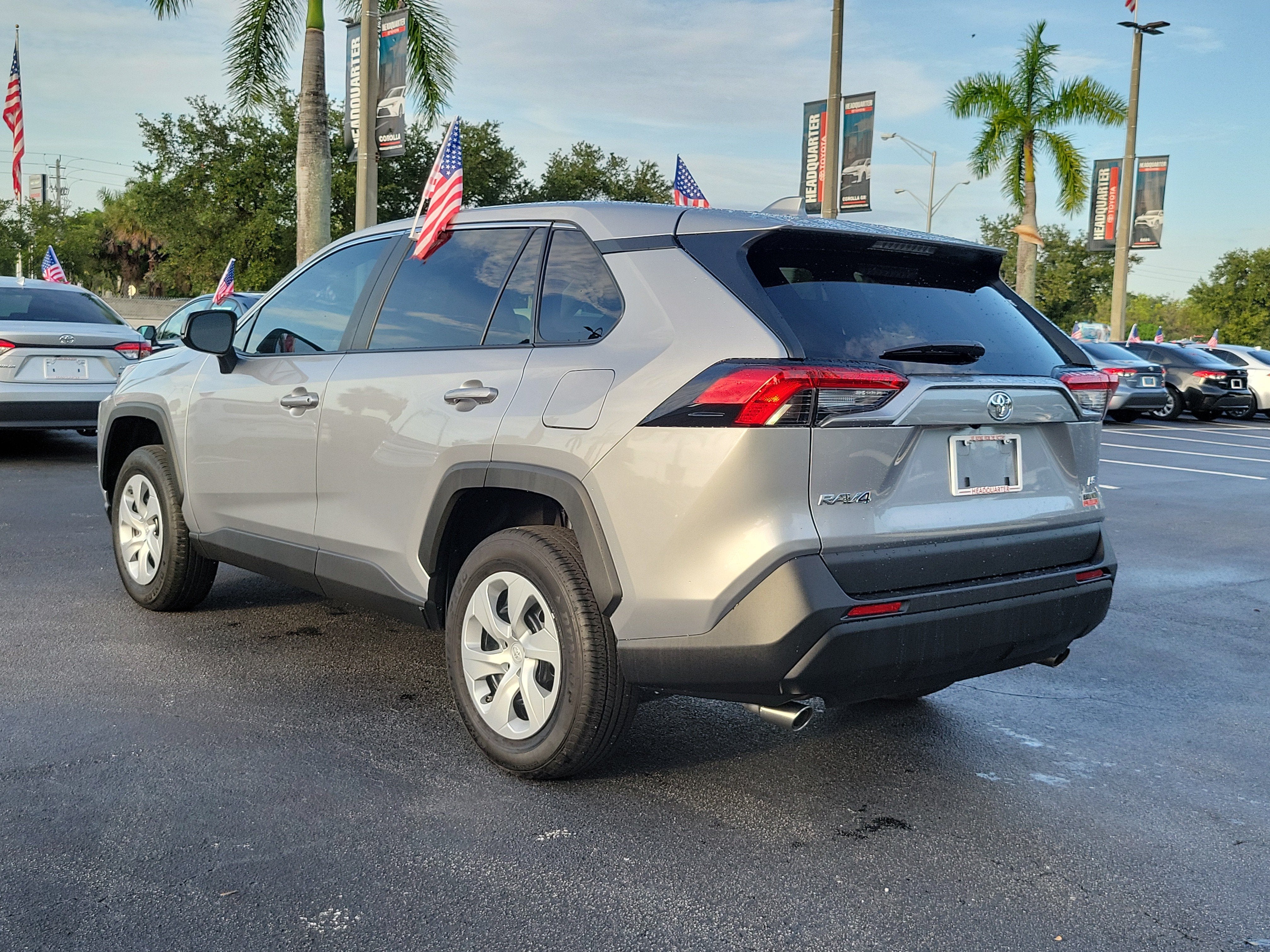 2025 Toyota RAV4 LE