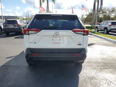 2019 Toyota RAV4 LE