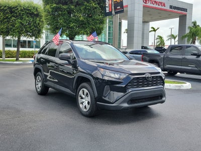 2021 Toyota RAV4 LE