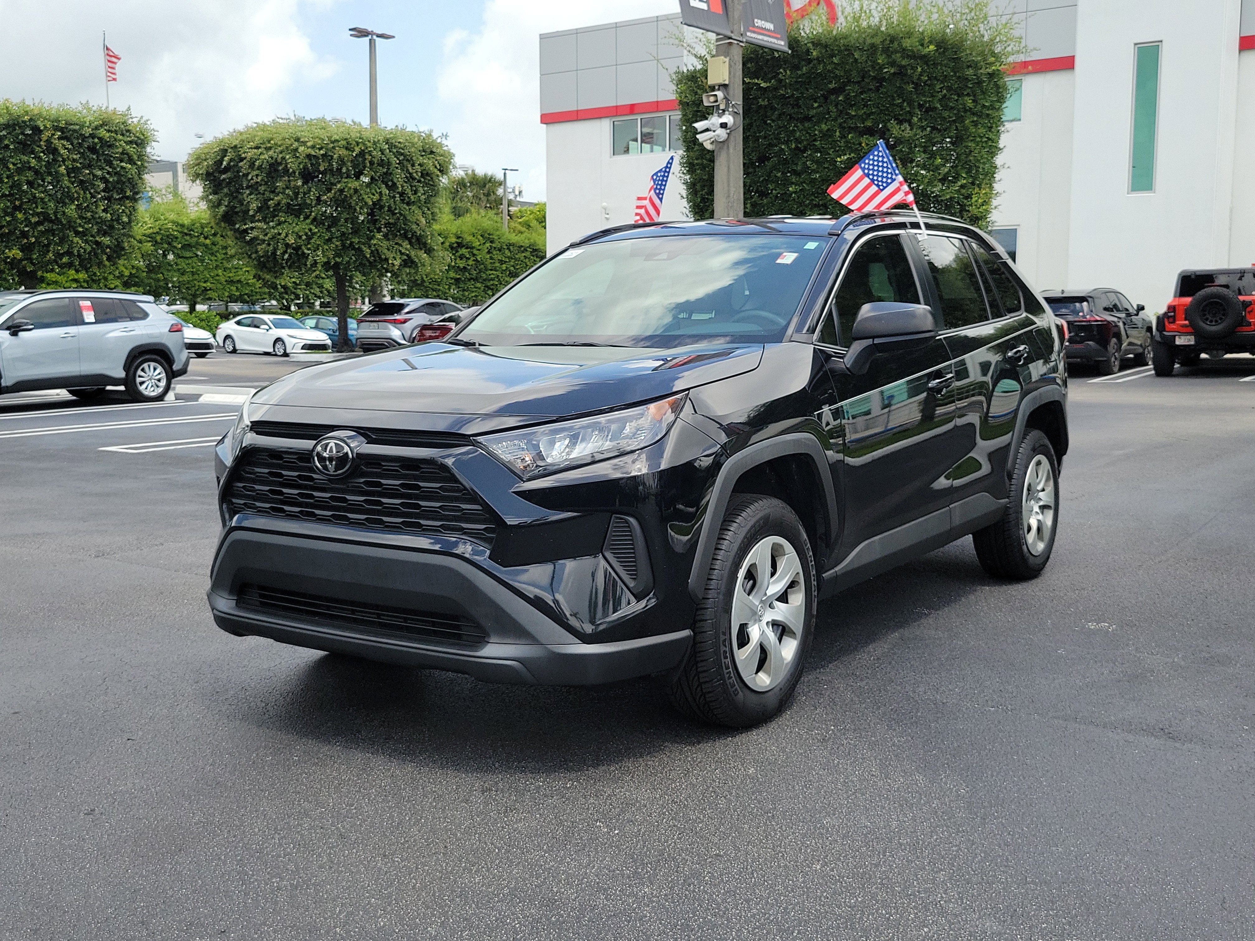 2021 Toyota RAV4 LE
