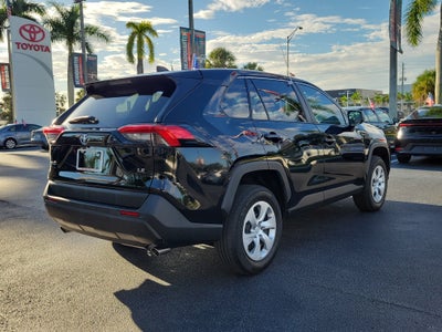 2025 Toyota RAV4 LE