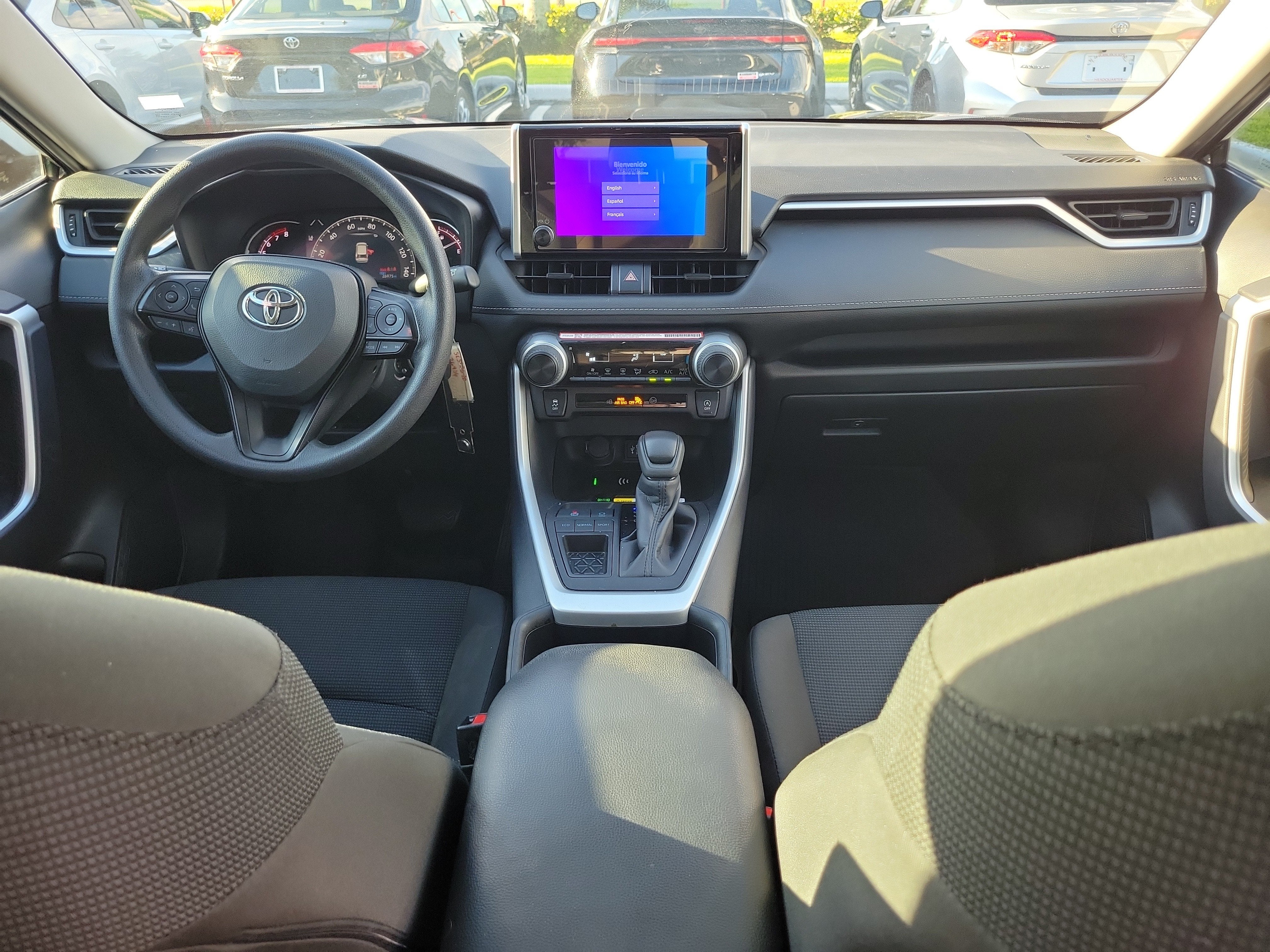2025 Toyota RAV4 LE
