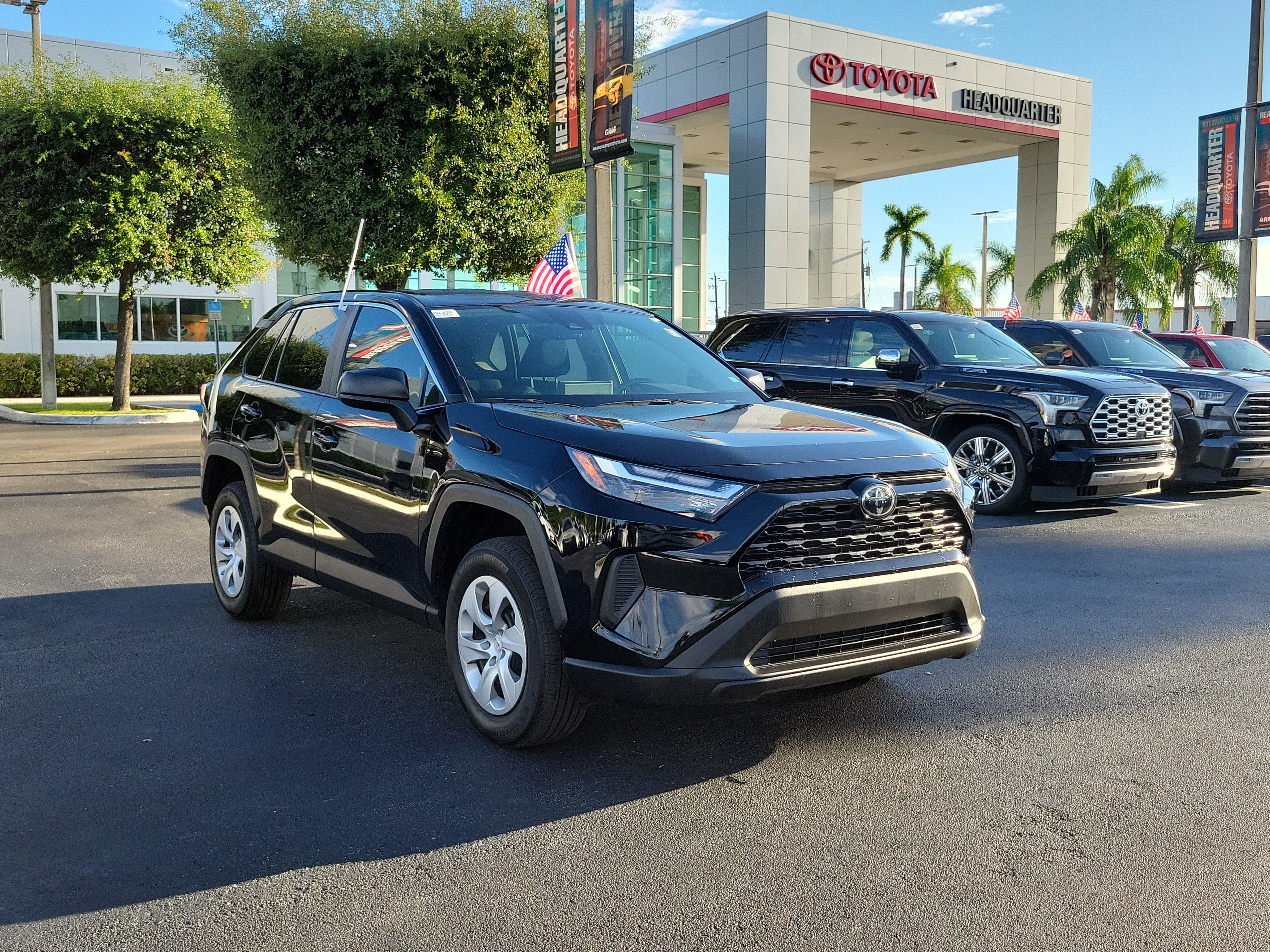 2025 Toyota RAV4 LE