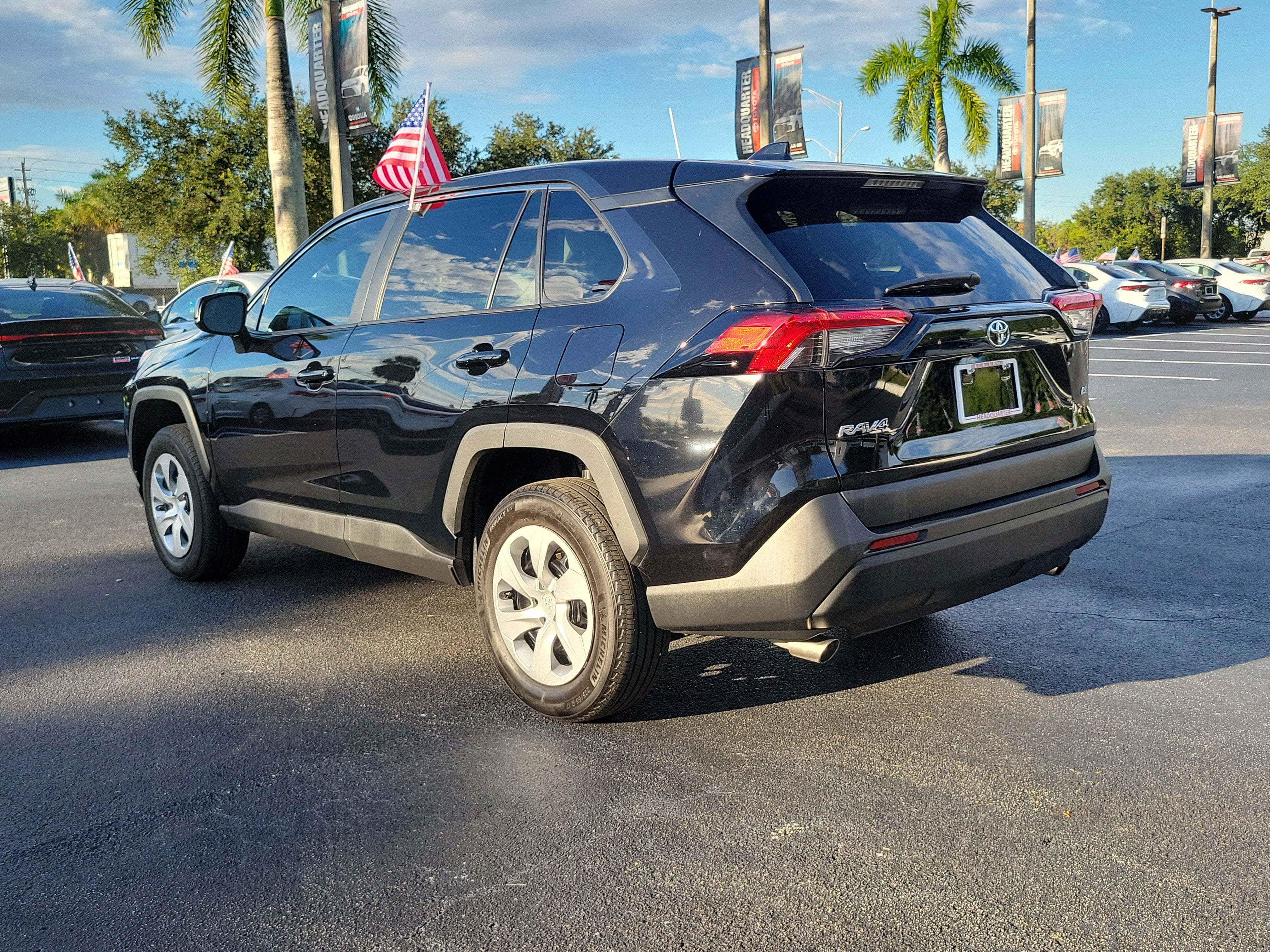 2025 Toyota RAV4 LE