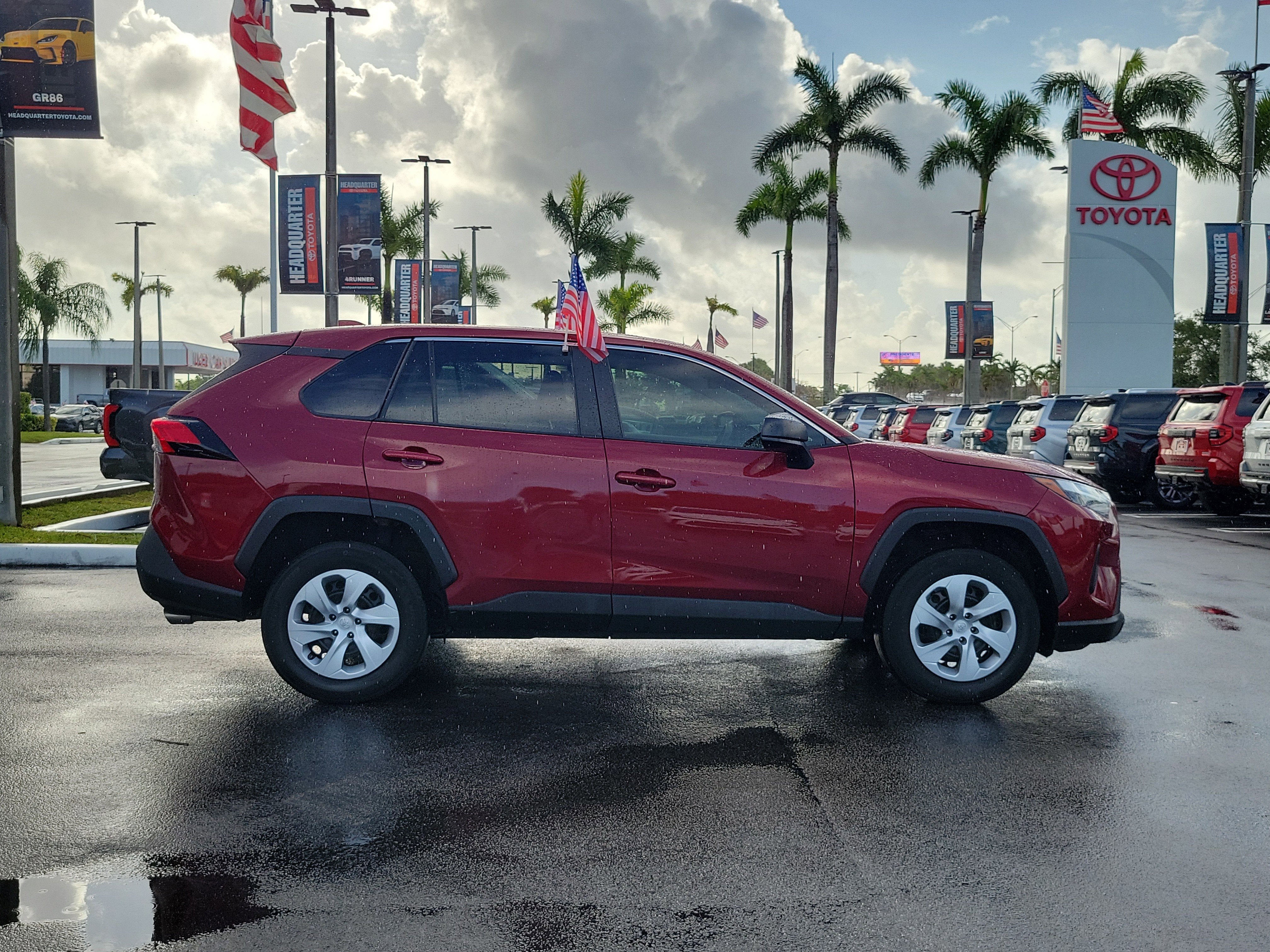 2024 Toyota RAV4 LE