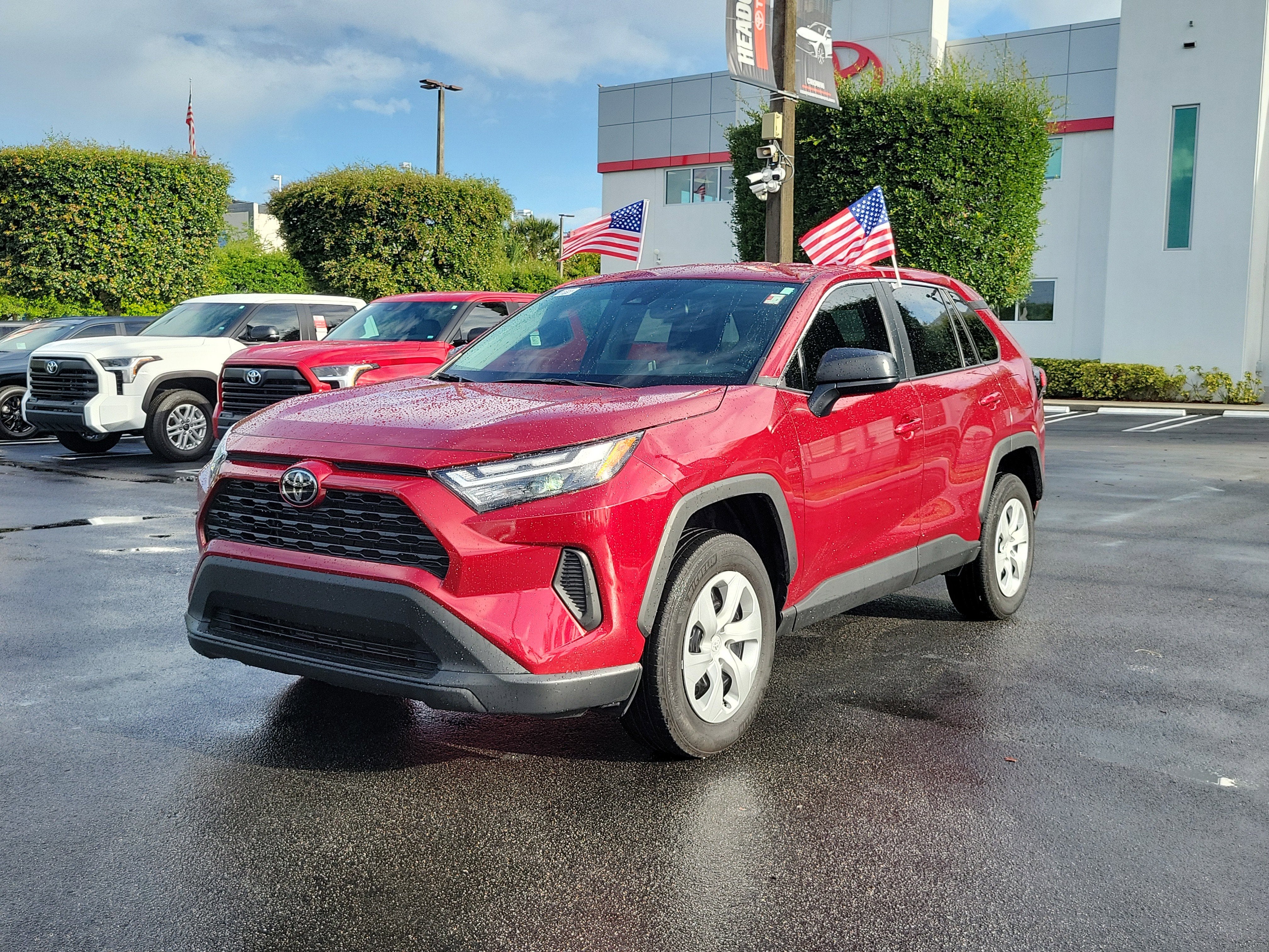 2024 Toyota RAV4 LE
