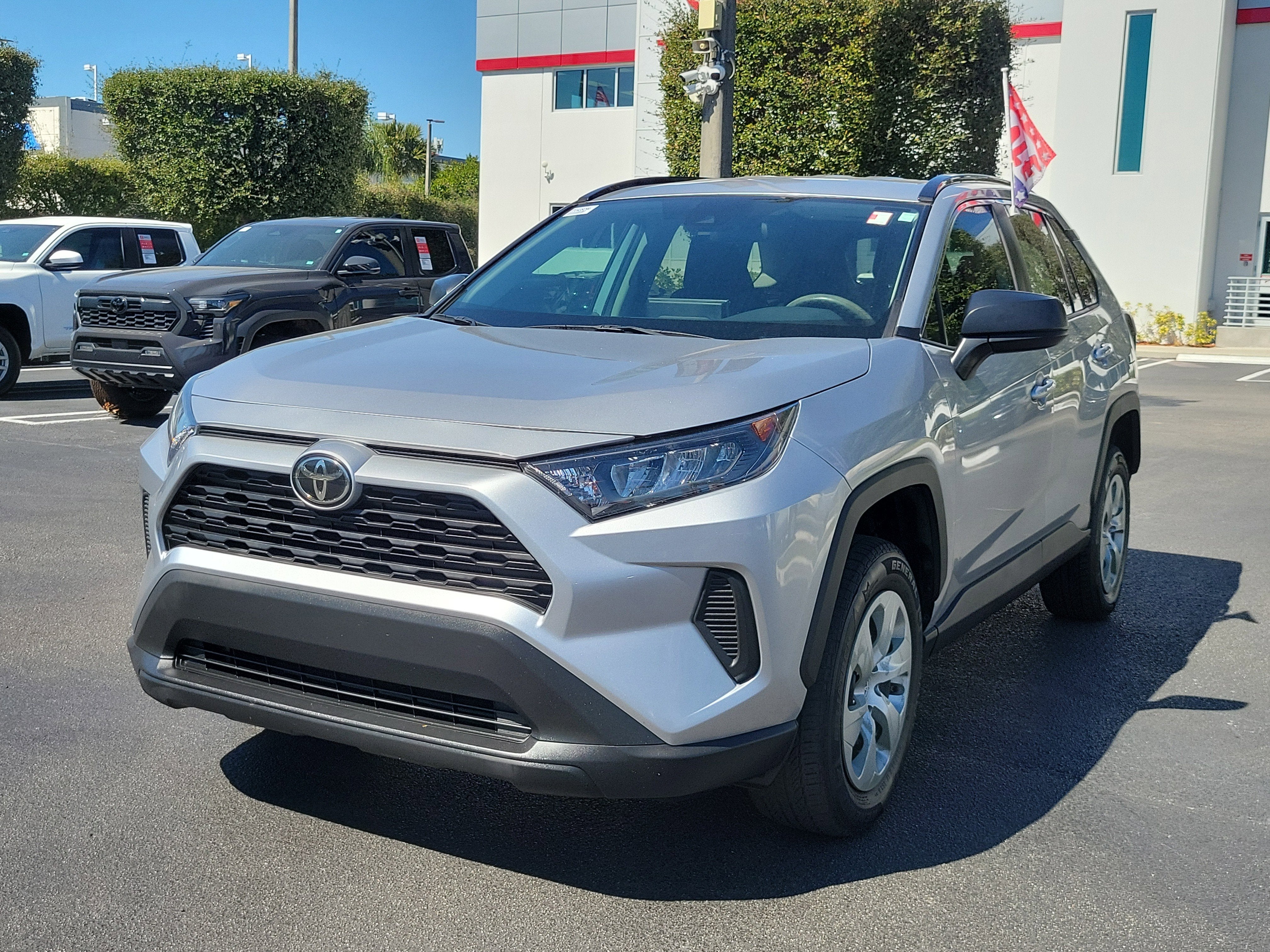 2019 Toyota RAV4 LE