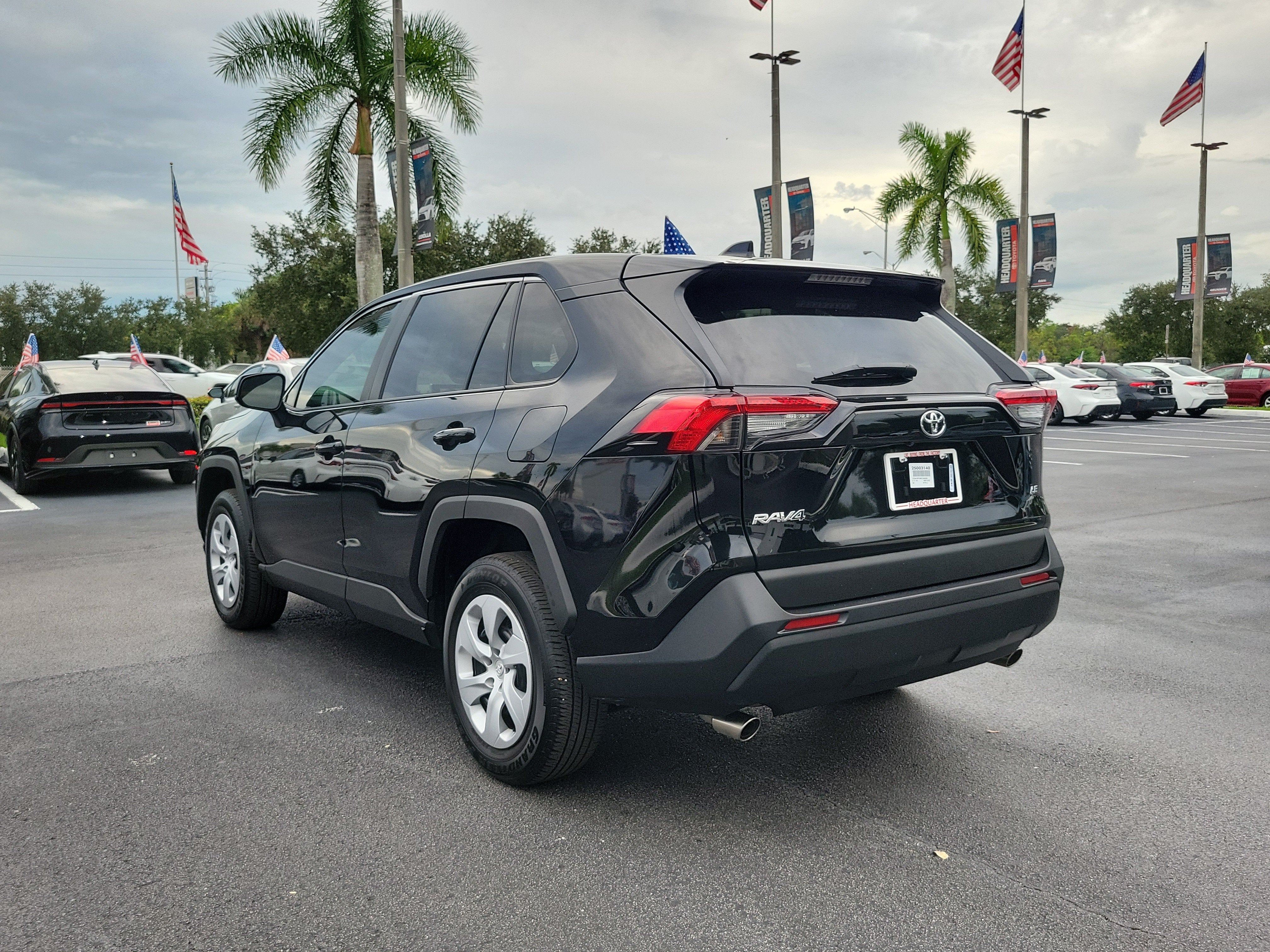 2025 Toyota RAV4 LE