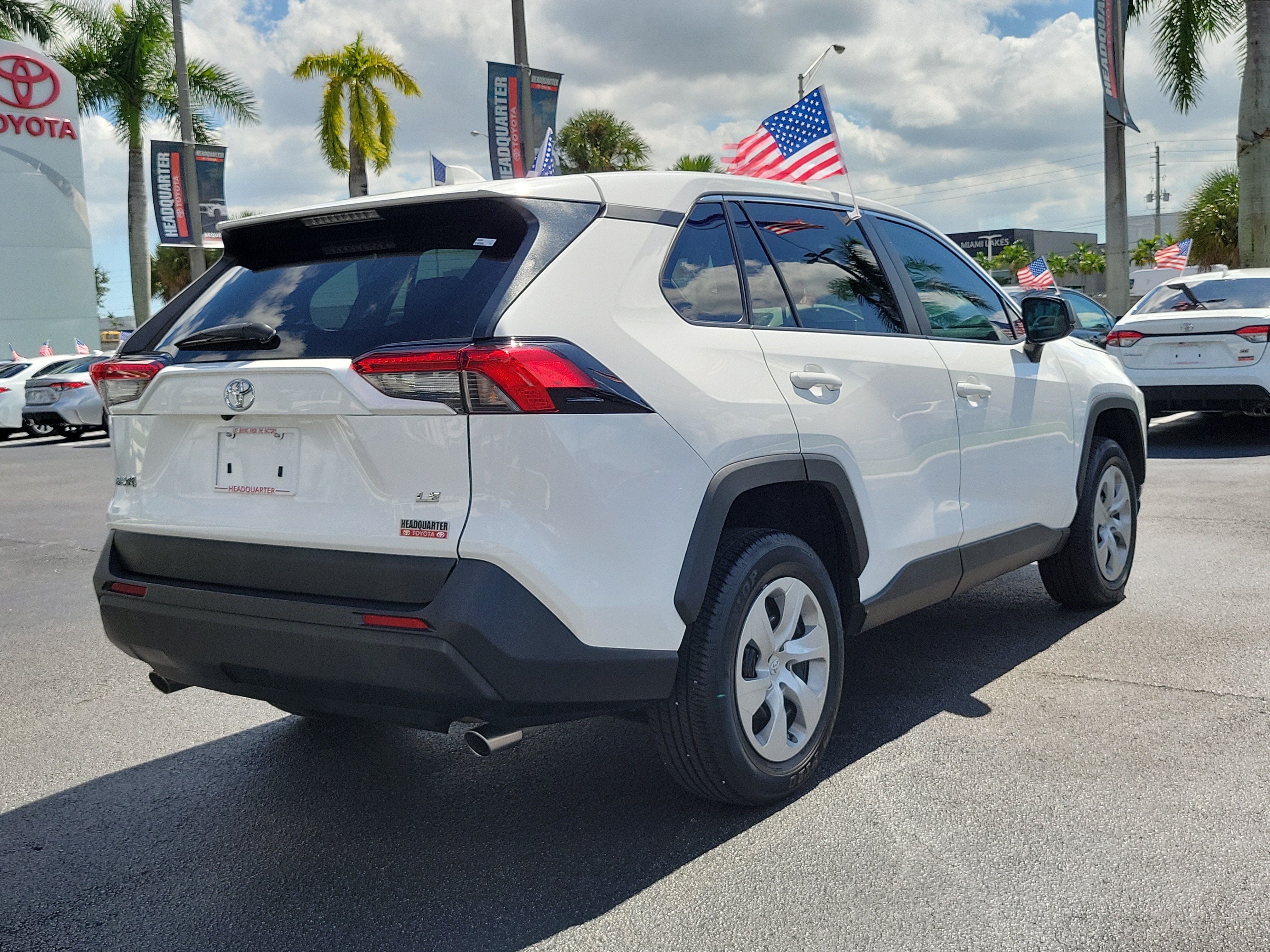 2024 Toyota RAV4 LE