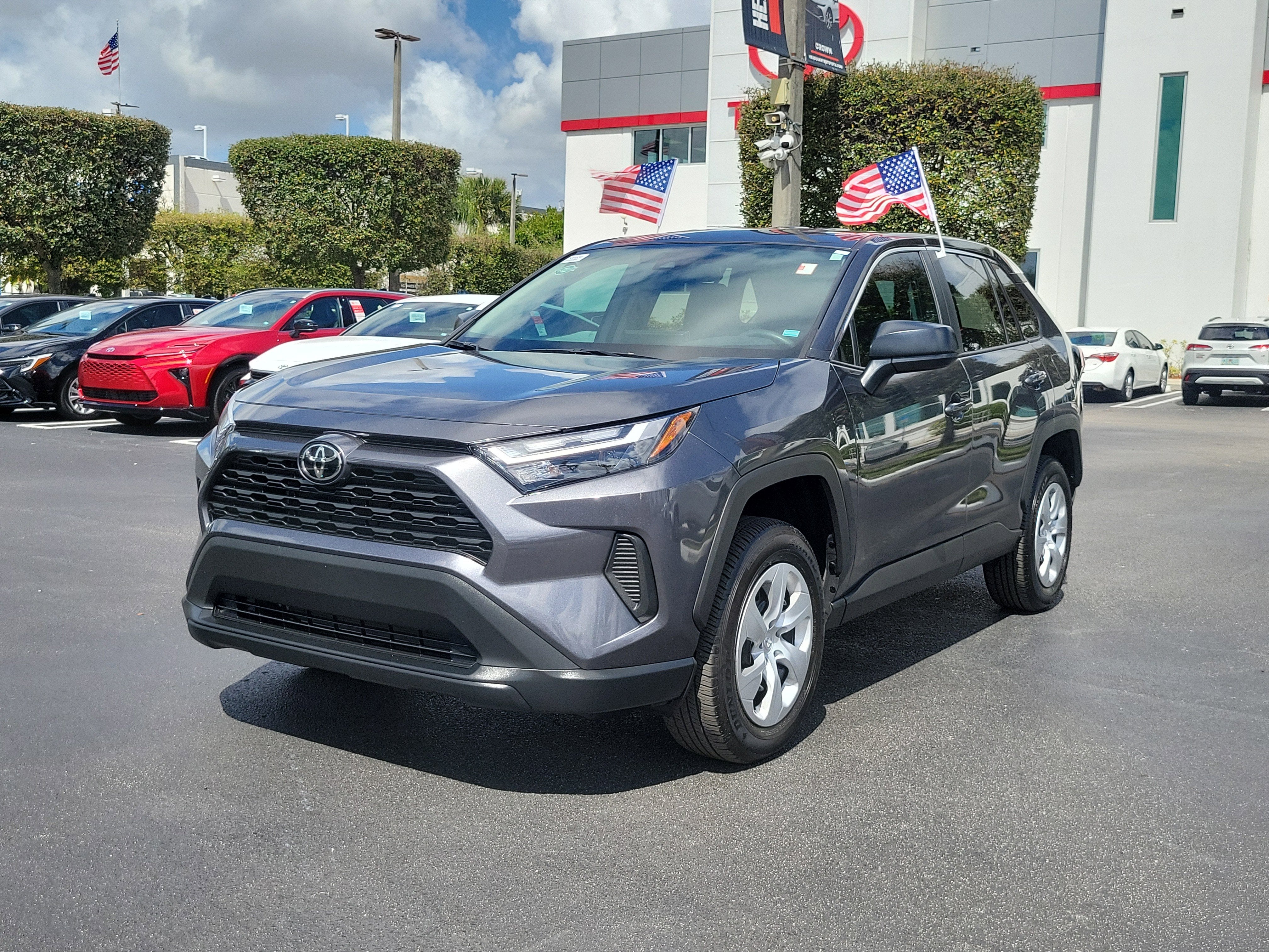 2025 Toyota RAV4 LE