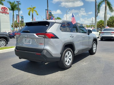 2025 Toyota RAV4 LE