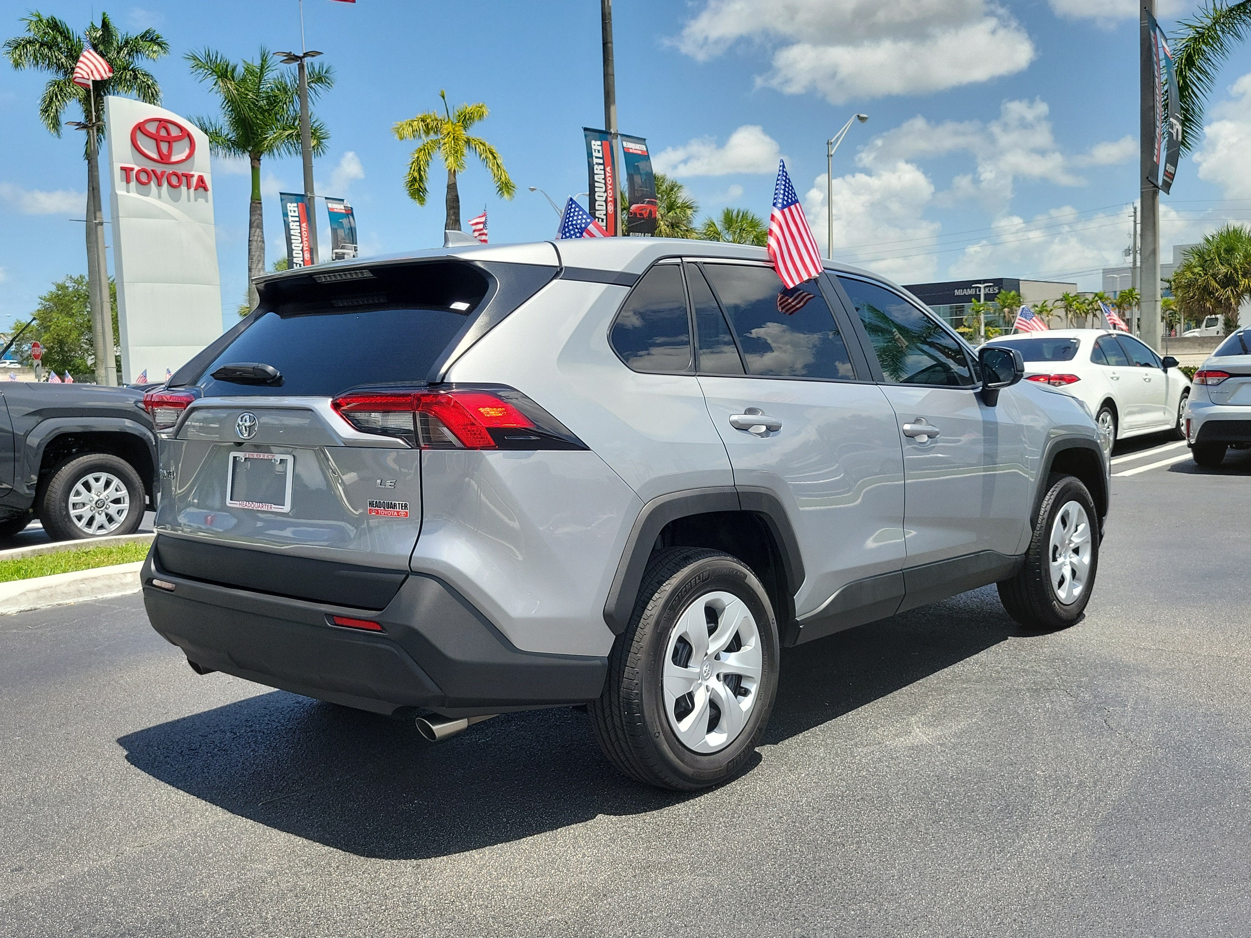2025 Toyota RAV4 LE