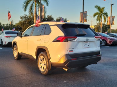 2024 Toyota RAV4 LE