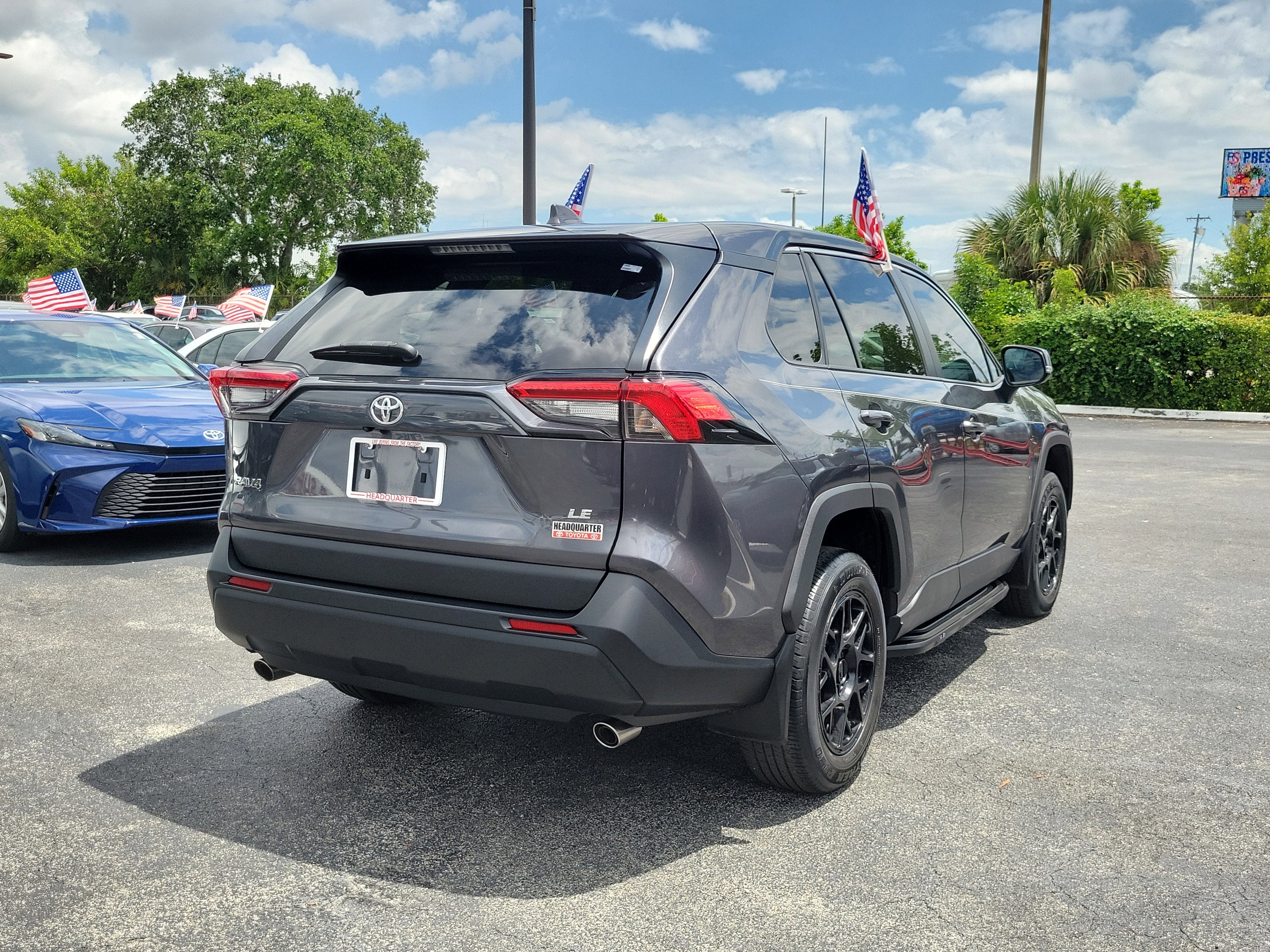 2023 Toyota RAV4 LE