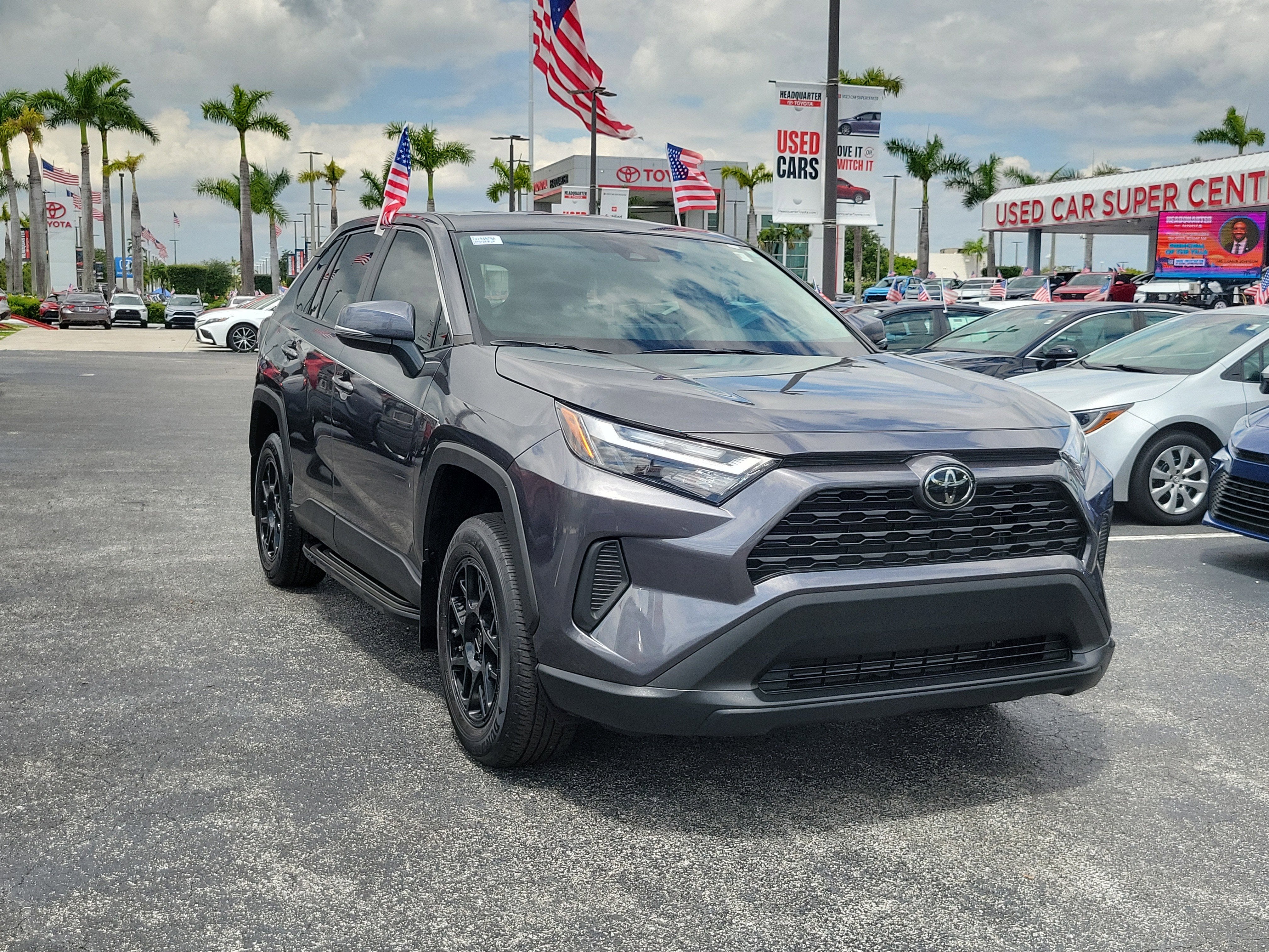 2023 Toyota RAV4 LE