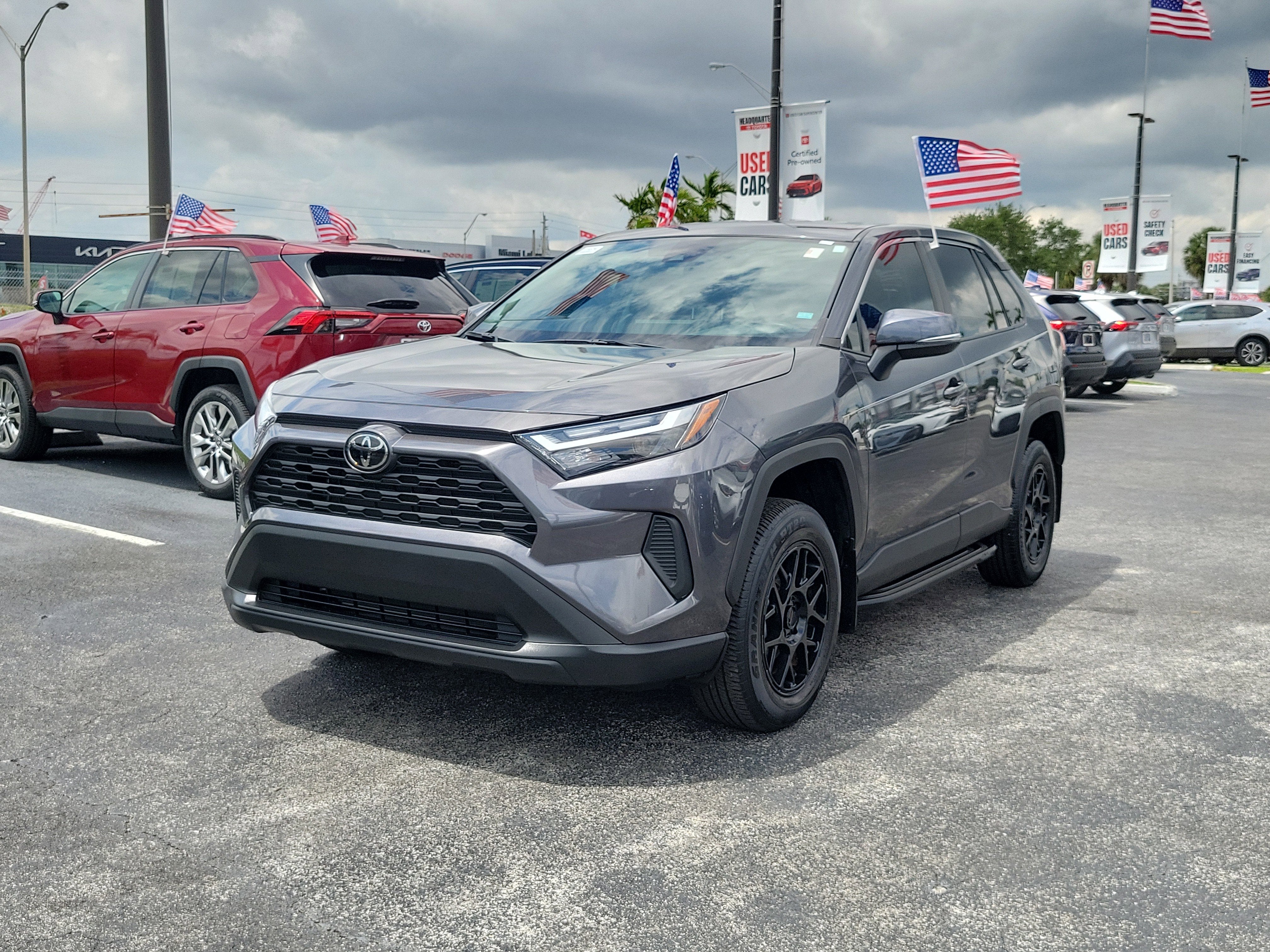 2023 Toyota RAV4 LE