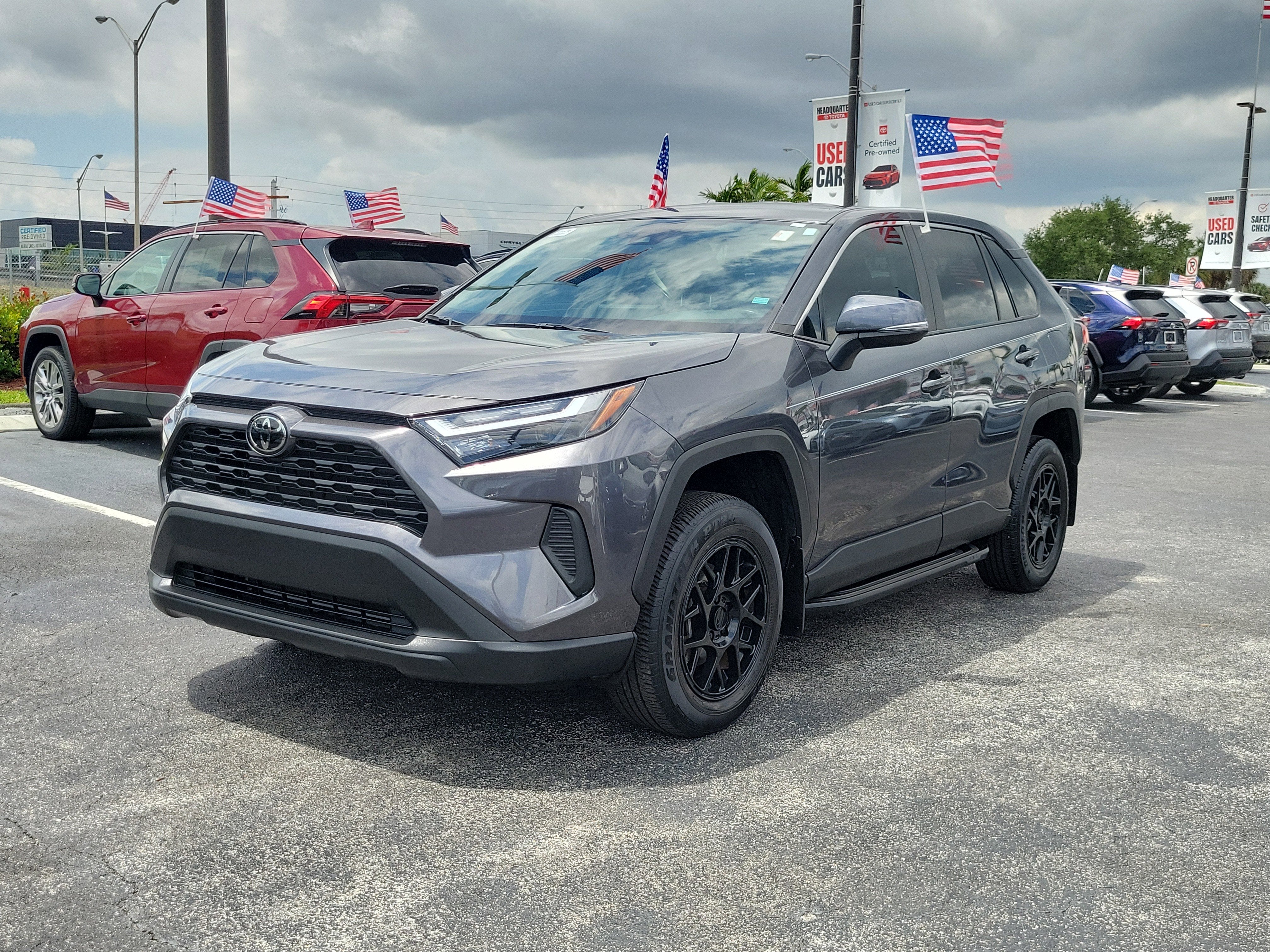 2023 Toyota RAV4 LE