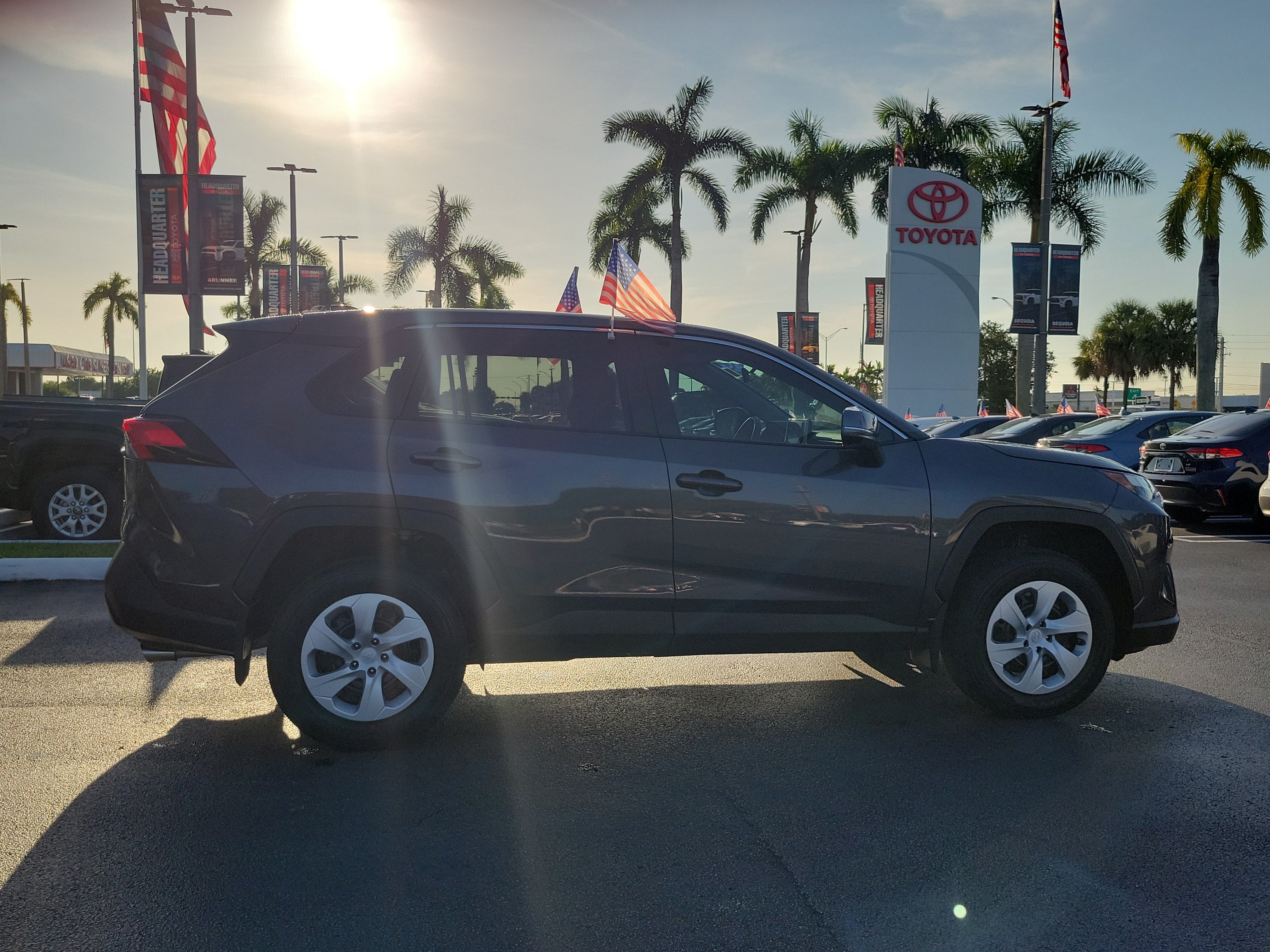 2025 Toyota RAV4 LE
