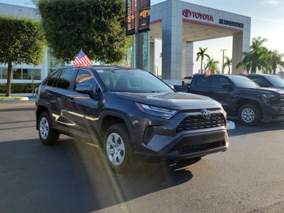 2025 Toyota RAV4 LE