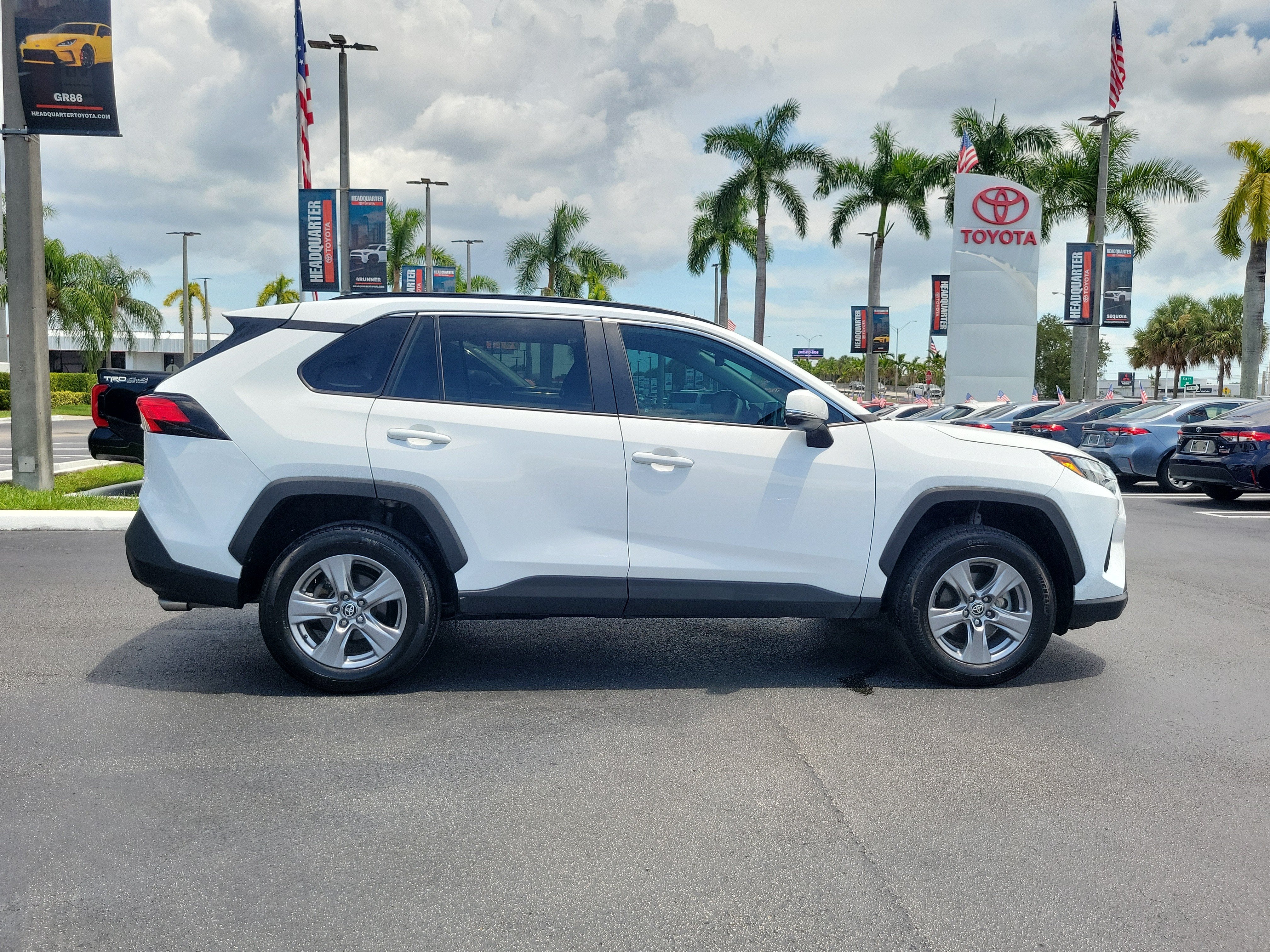 2024 Toyota RAV4 XLE