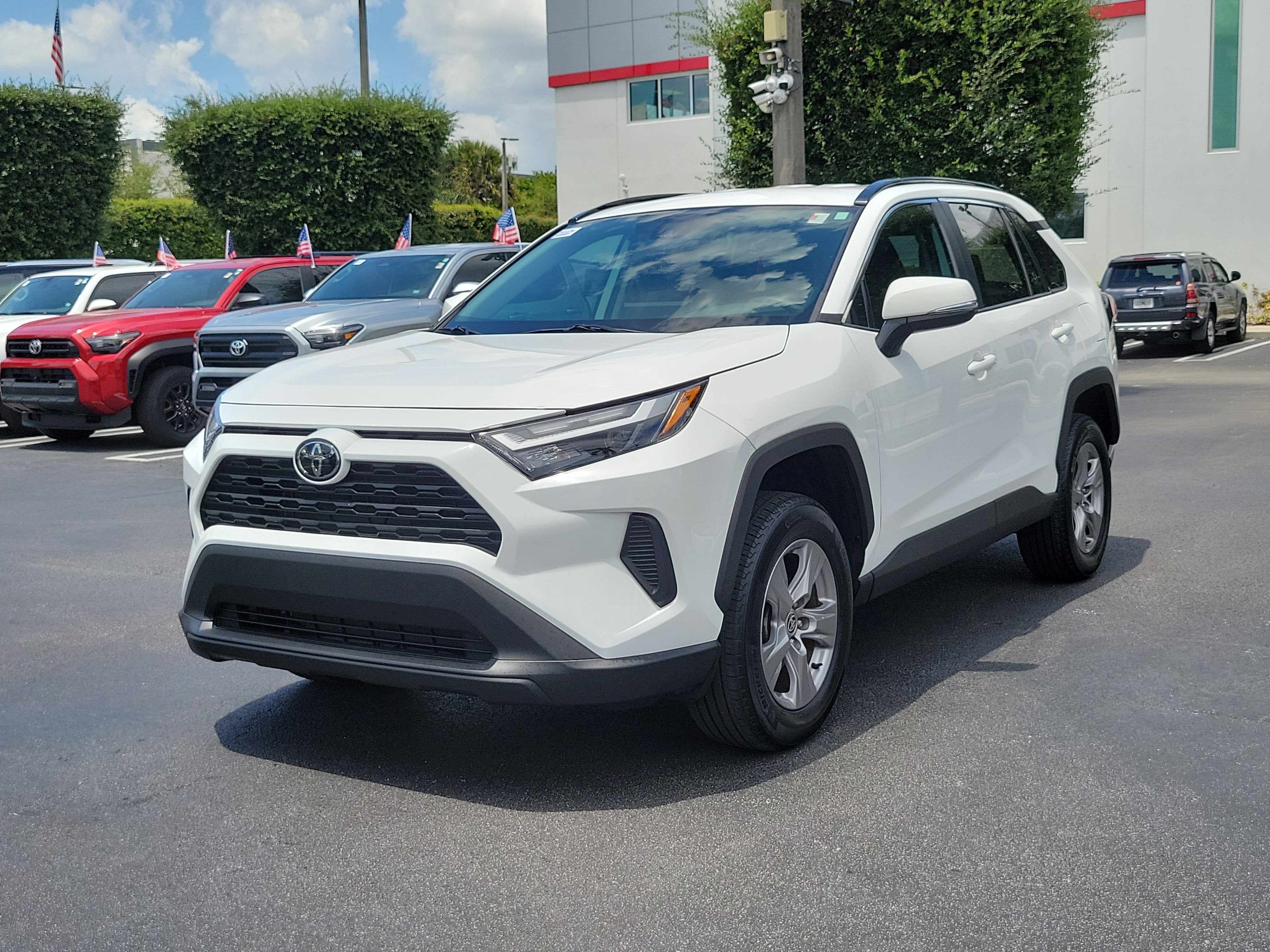 2024 Toyota RAV4 XLE