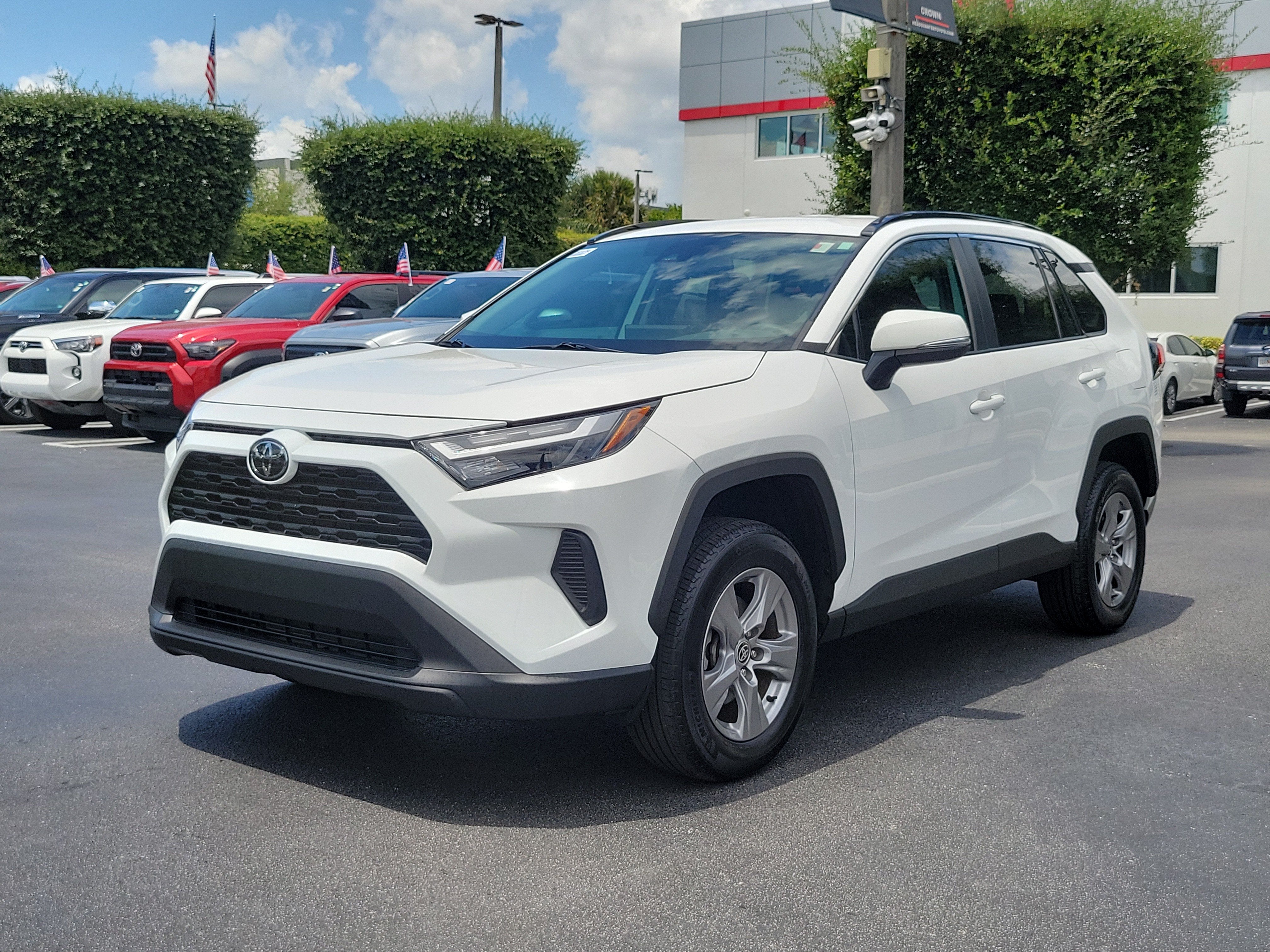 2024 Toyota RAV4 XLE
