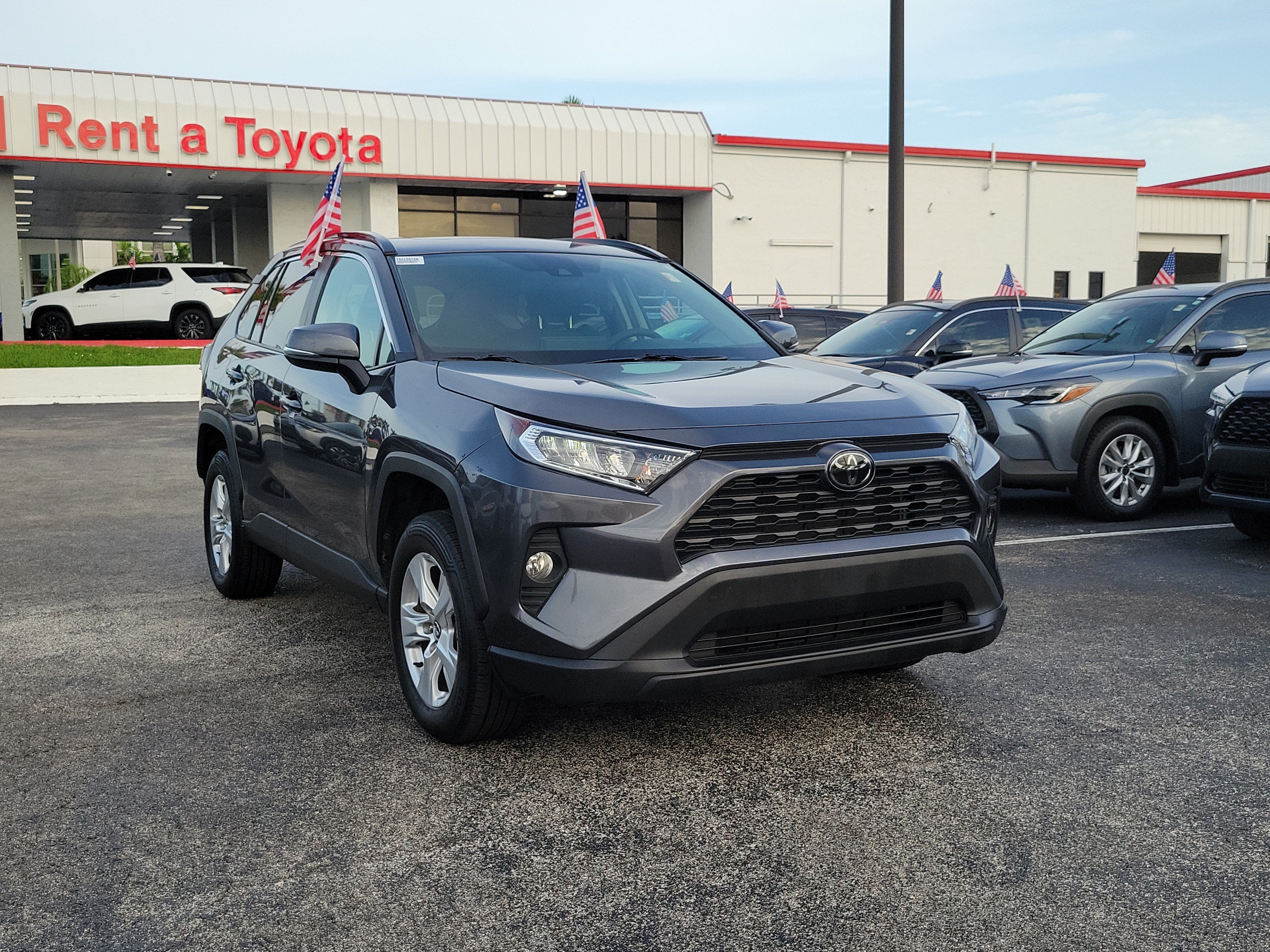 2020 Toyota RAV4 XLE