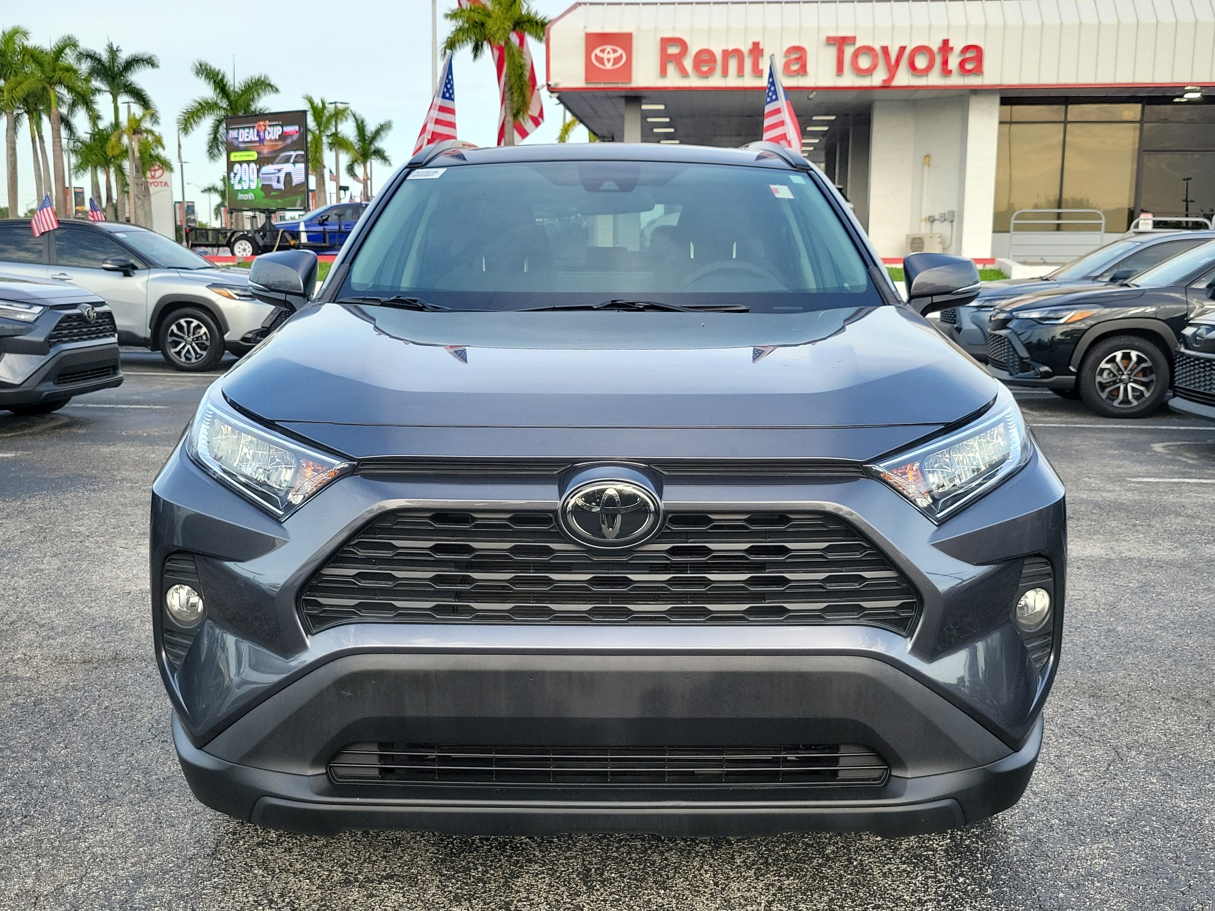 2020 Toyota RAV4 XLE
