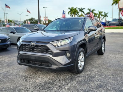 2020 Toyota RAV4 XLE