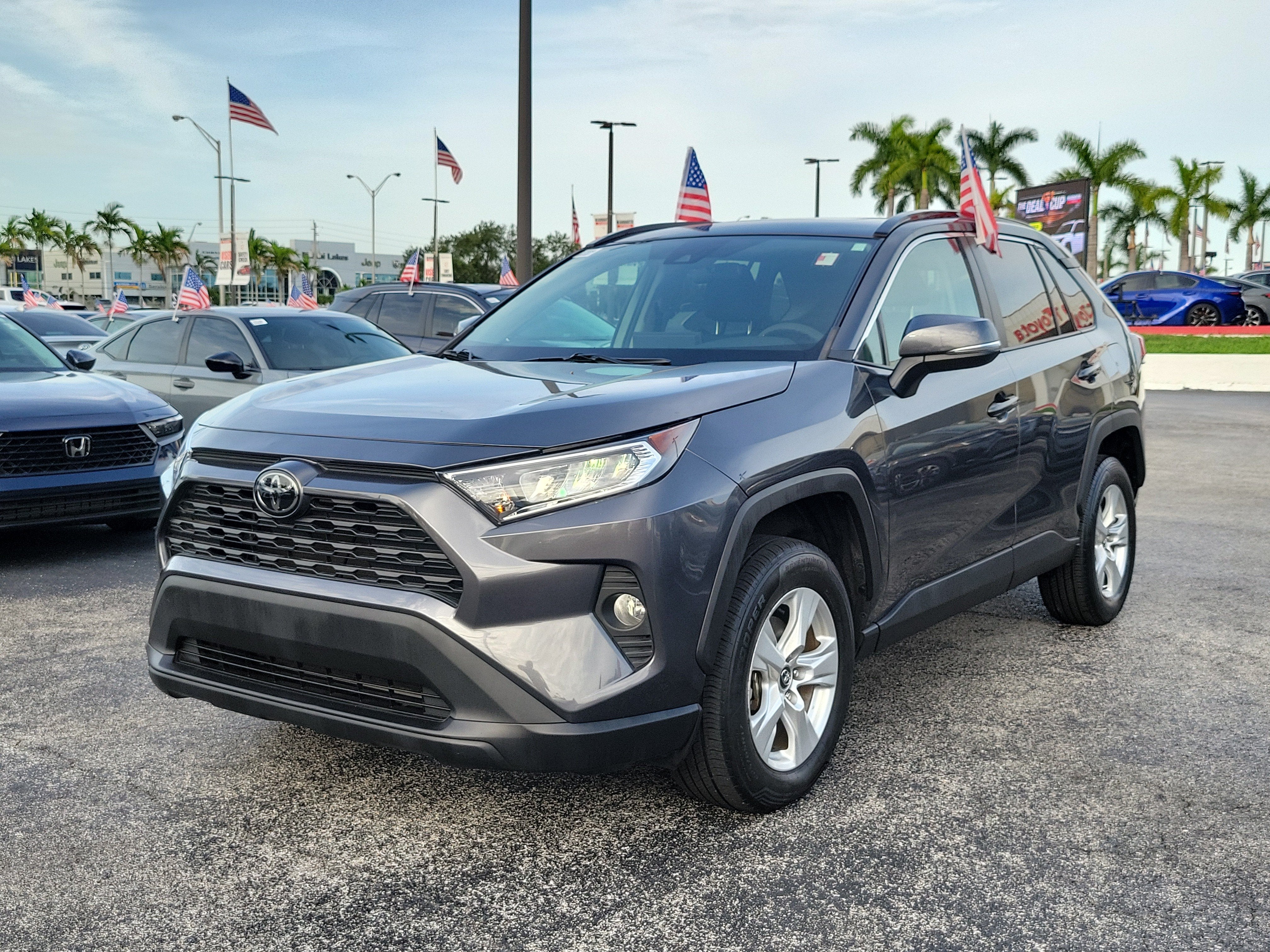 2020 Toyota RAV4 XLE