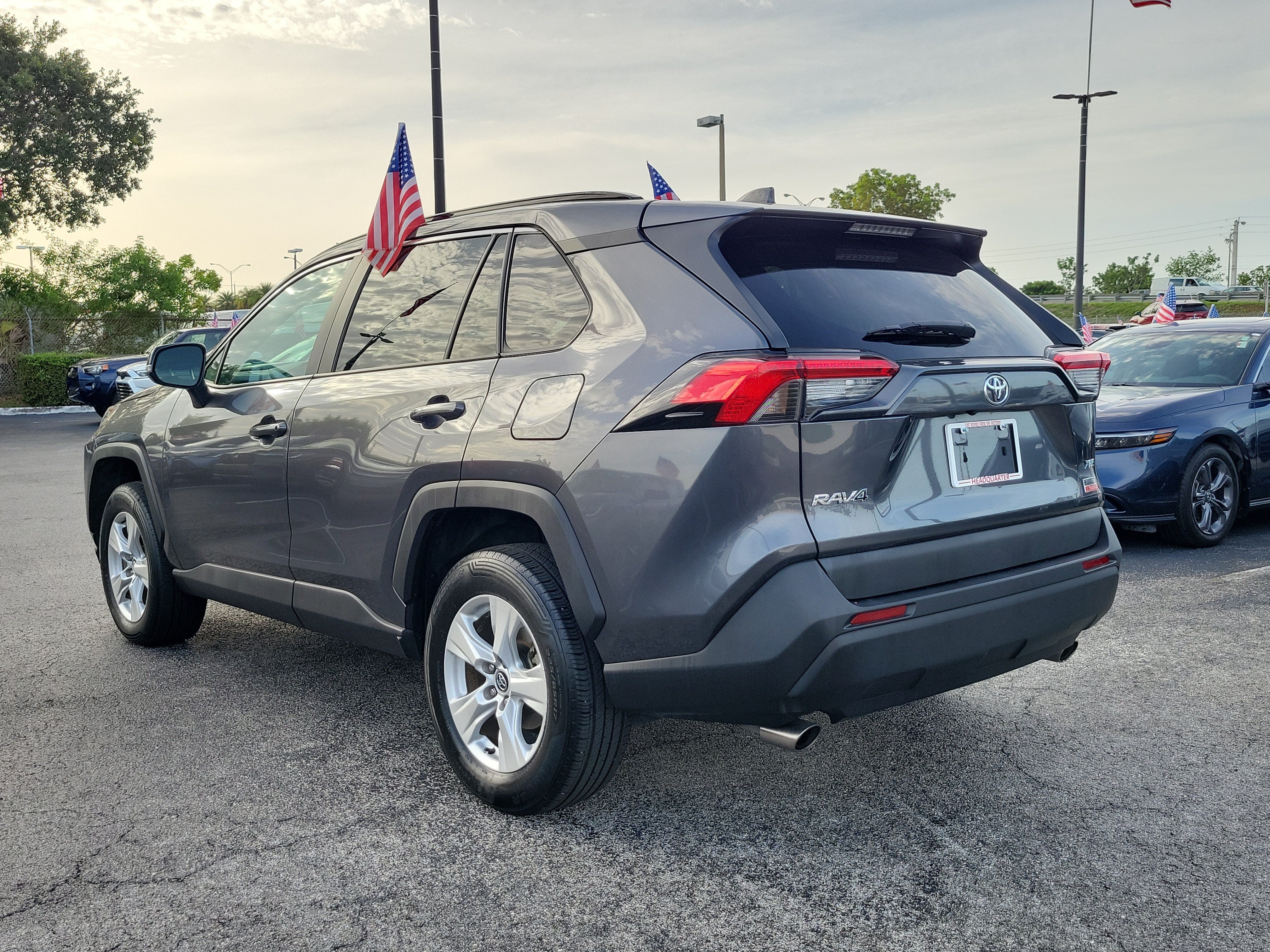 2020 Toyota RAV4 XLE