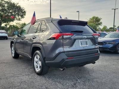 2020 Toyota RAV4 XLE