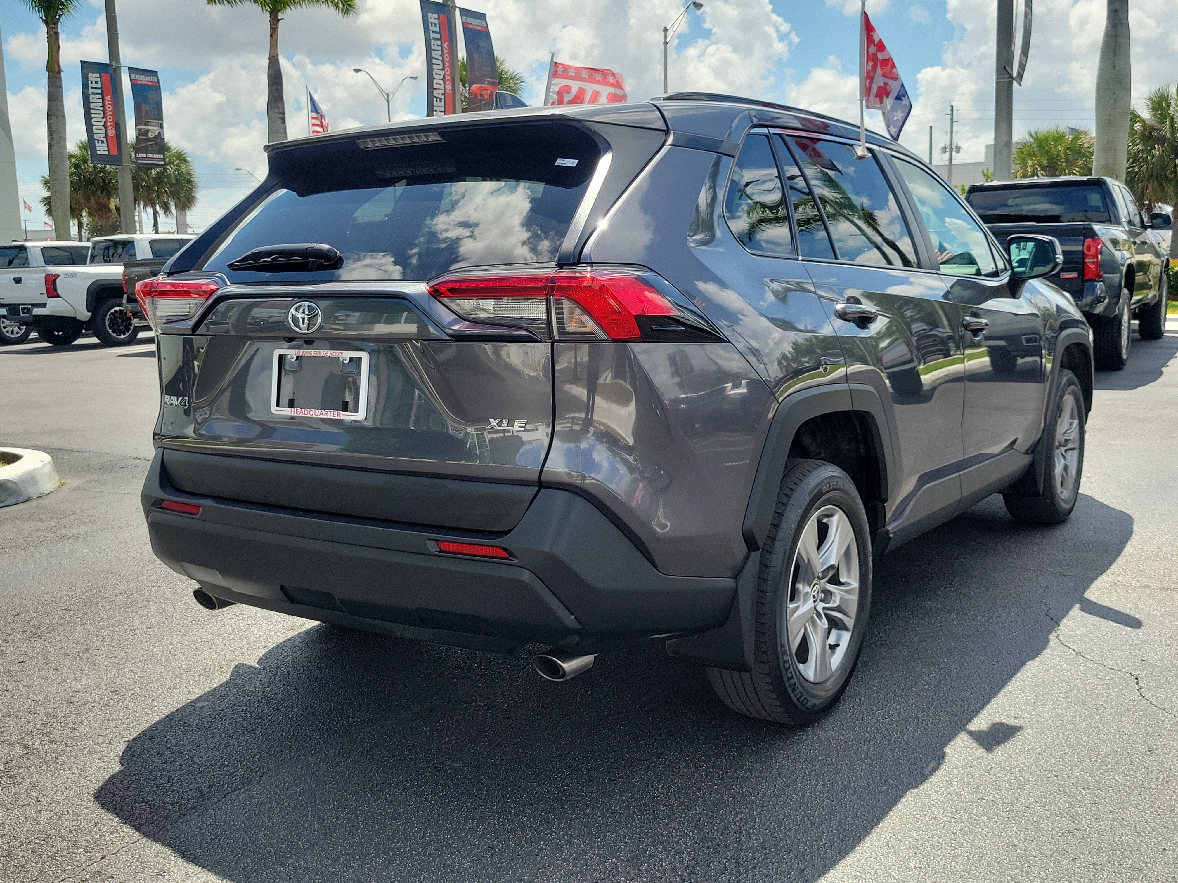 2025 Toyota RAV4 XLE