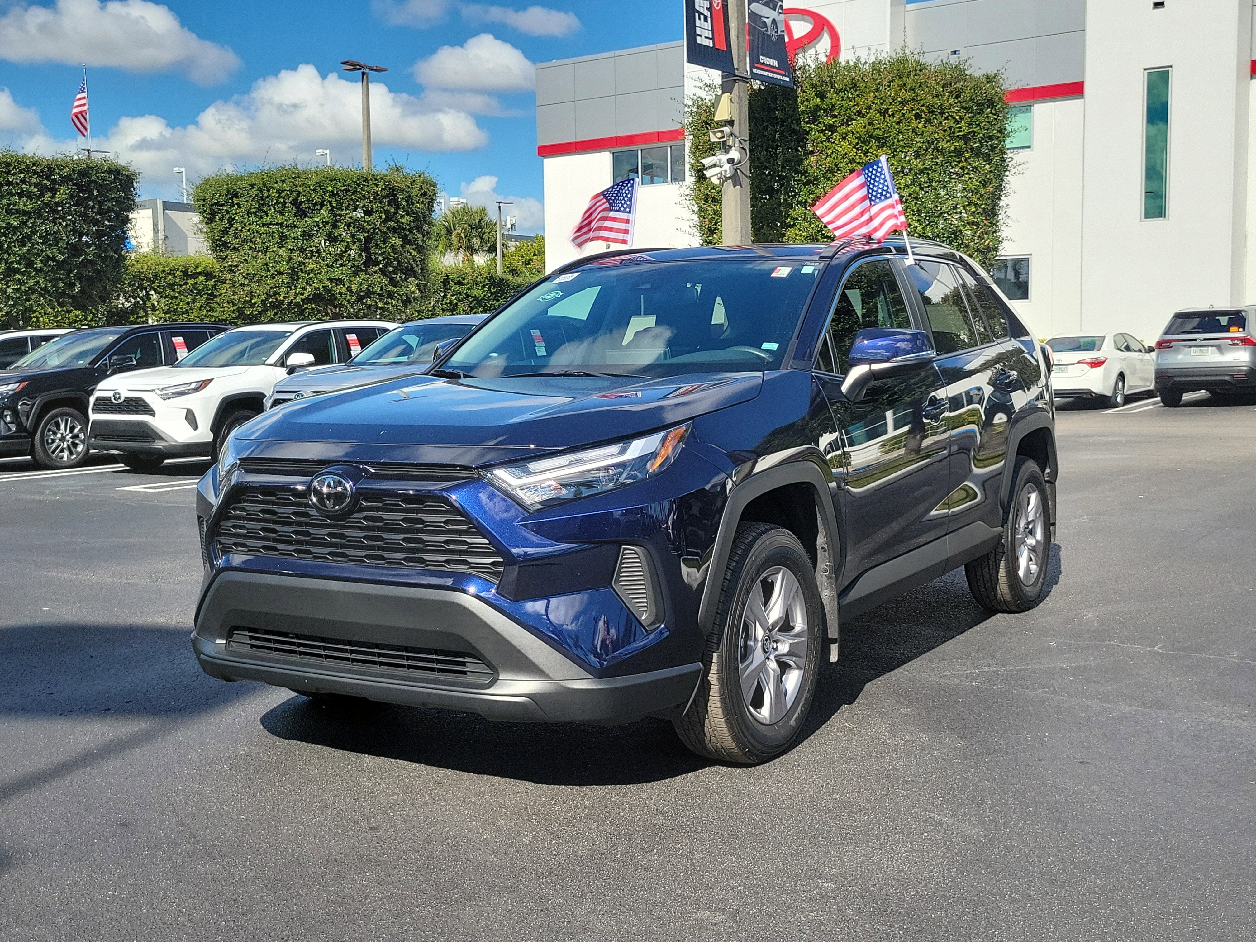 2025 Toyota RAV4 XLE