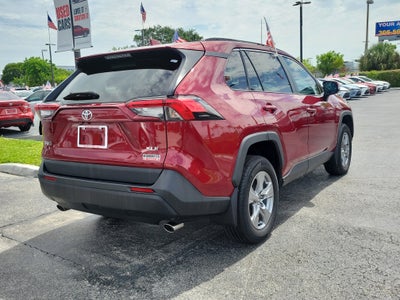 2025 Toyota RAV4 XLE