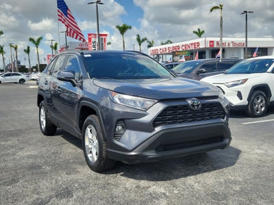 2020 Toyota RAV4 XLE