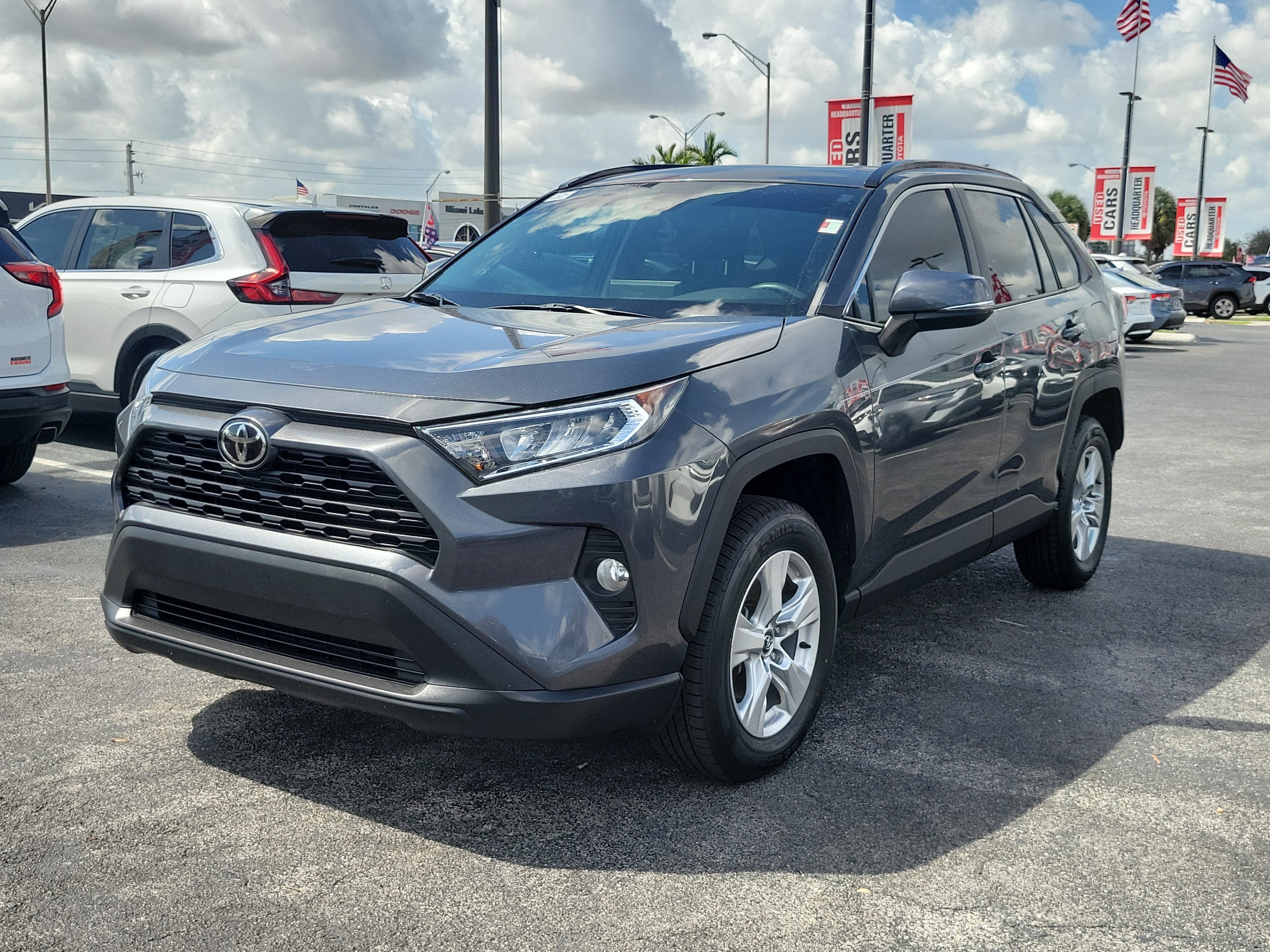 2020 Toyota RAV4 XLE