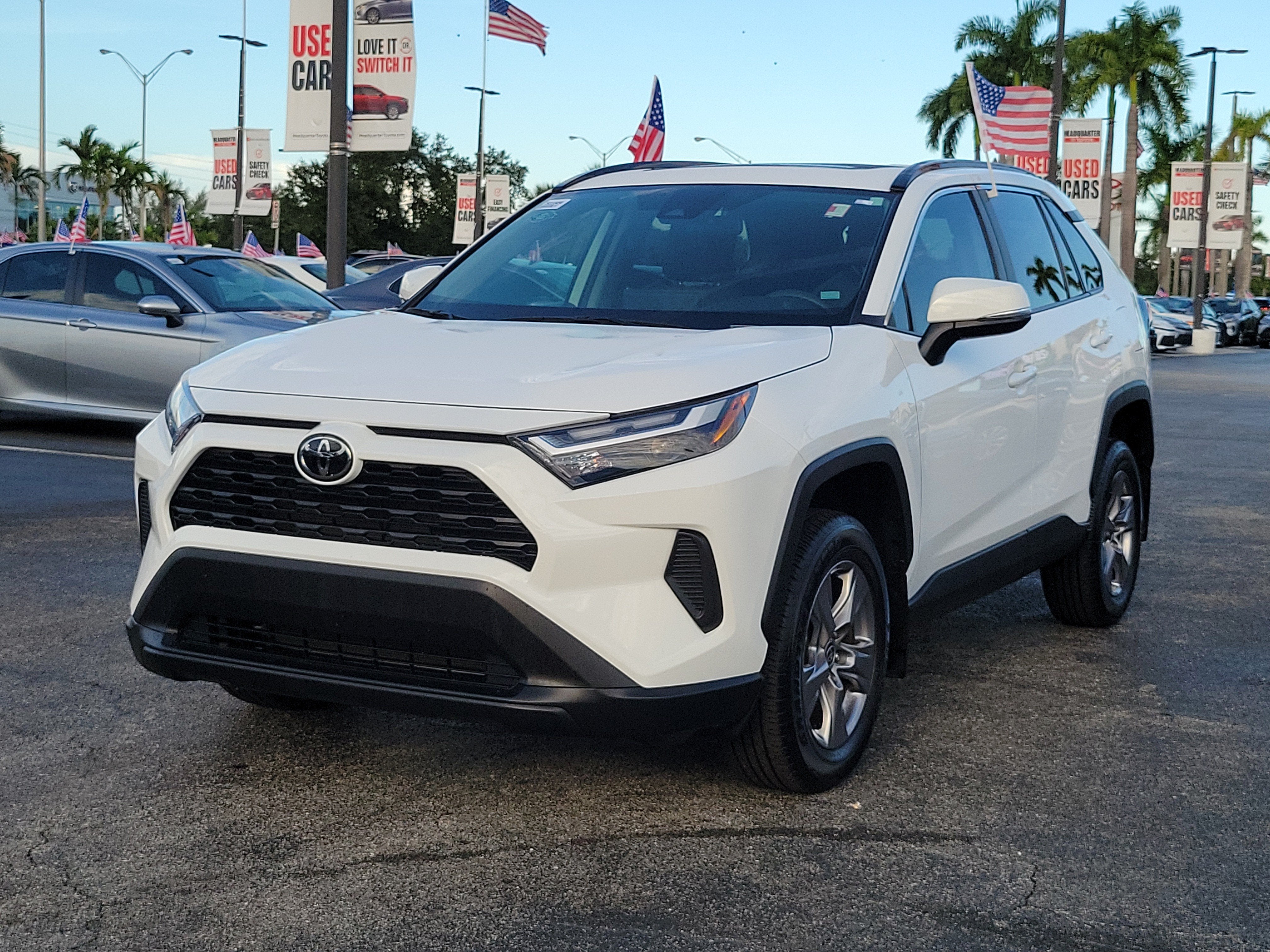 2024 Toyota RAV4 XLE