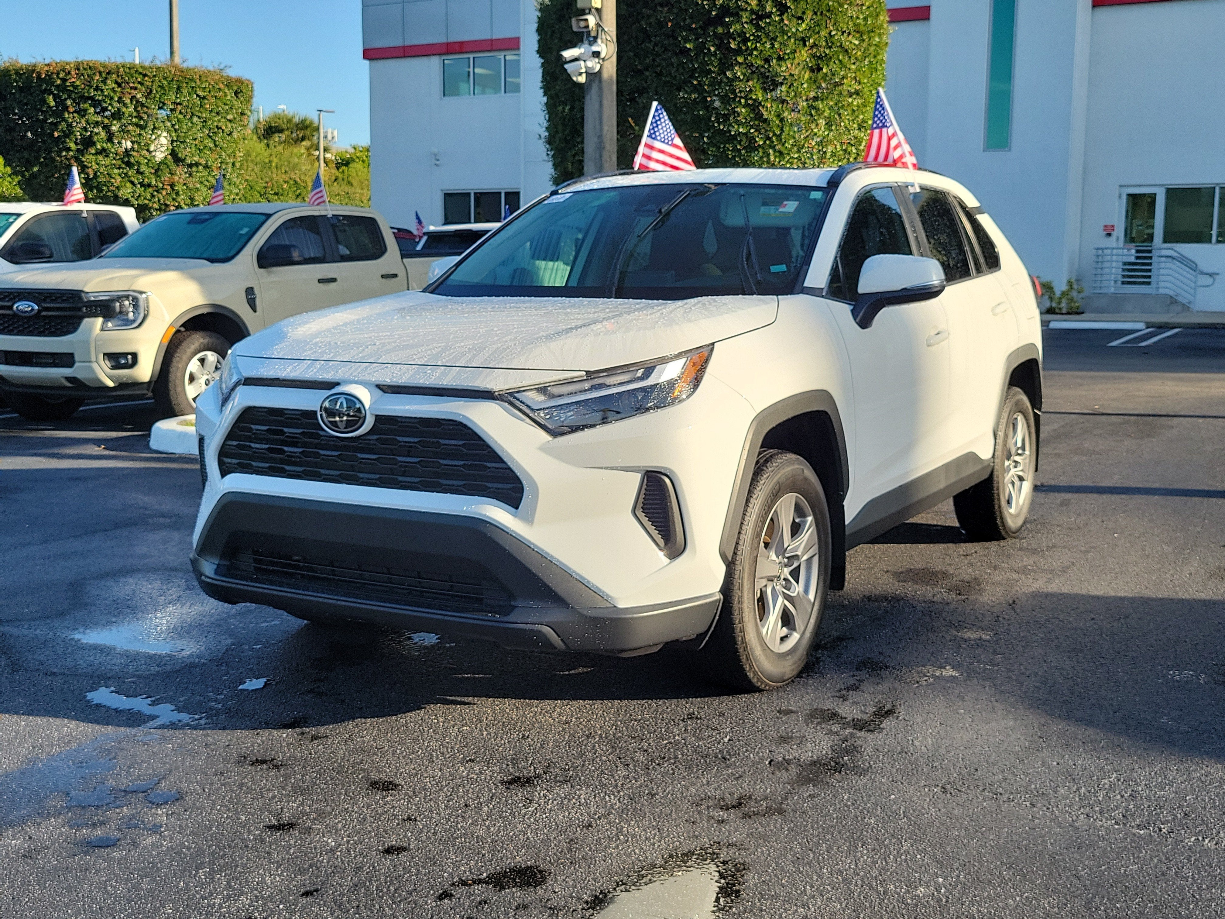 2024 Toyota RAV4 XLE
