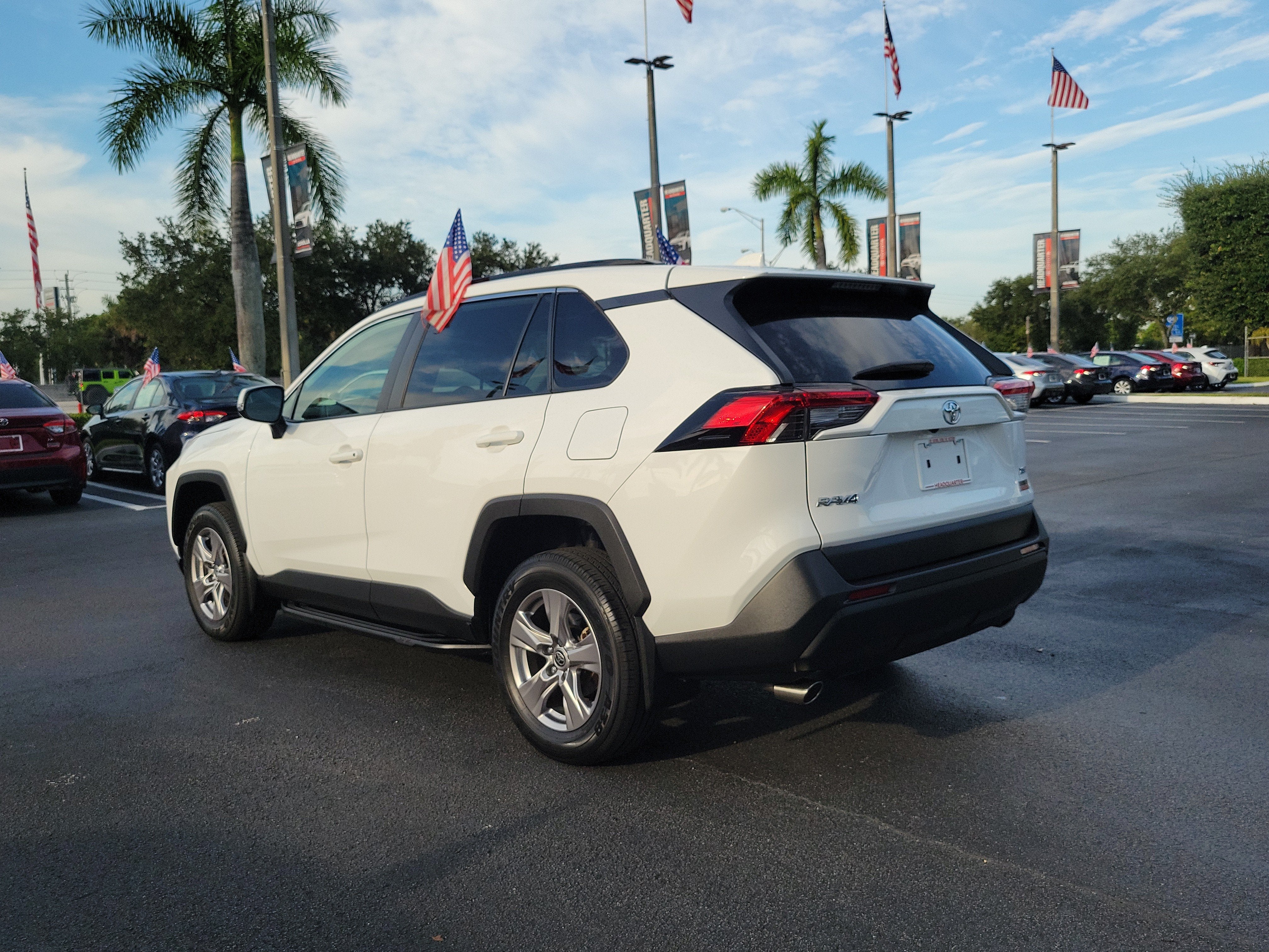 2022 Toyota RAV4 XLE
